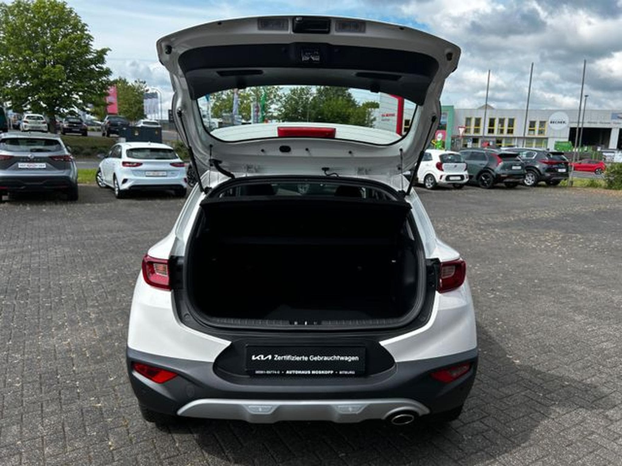 Kia Stonic Stonic 1,0T-GDI Vision Navi Kamera (2025) - Photo 7