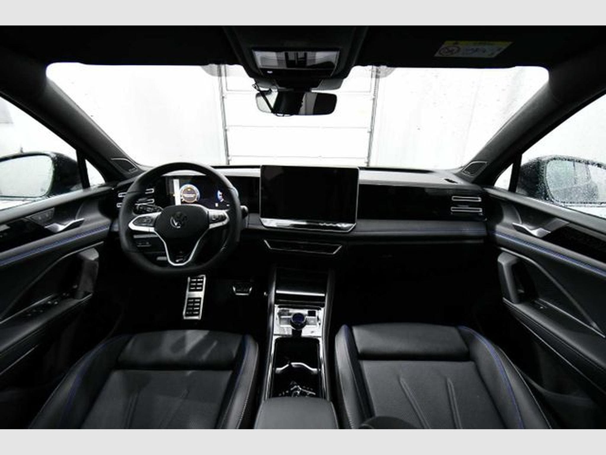 VW Tiguan Tiguan Diesel 2.0 TDI SCR 4MOTION DSG R-Line - S (2025) - Photo 7