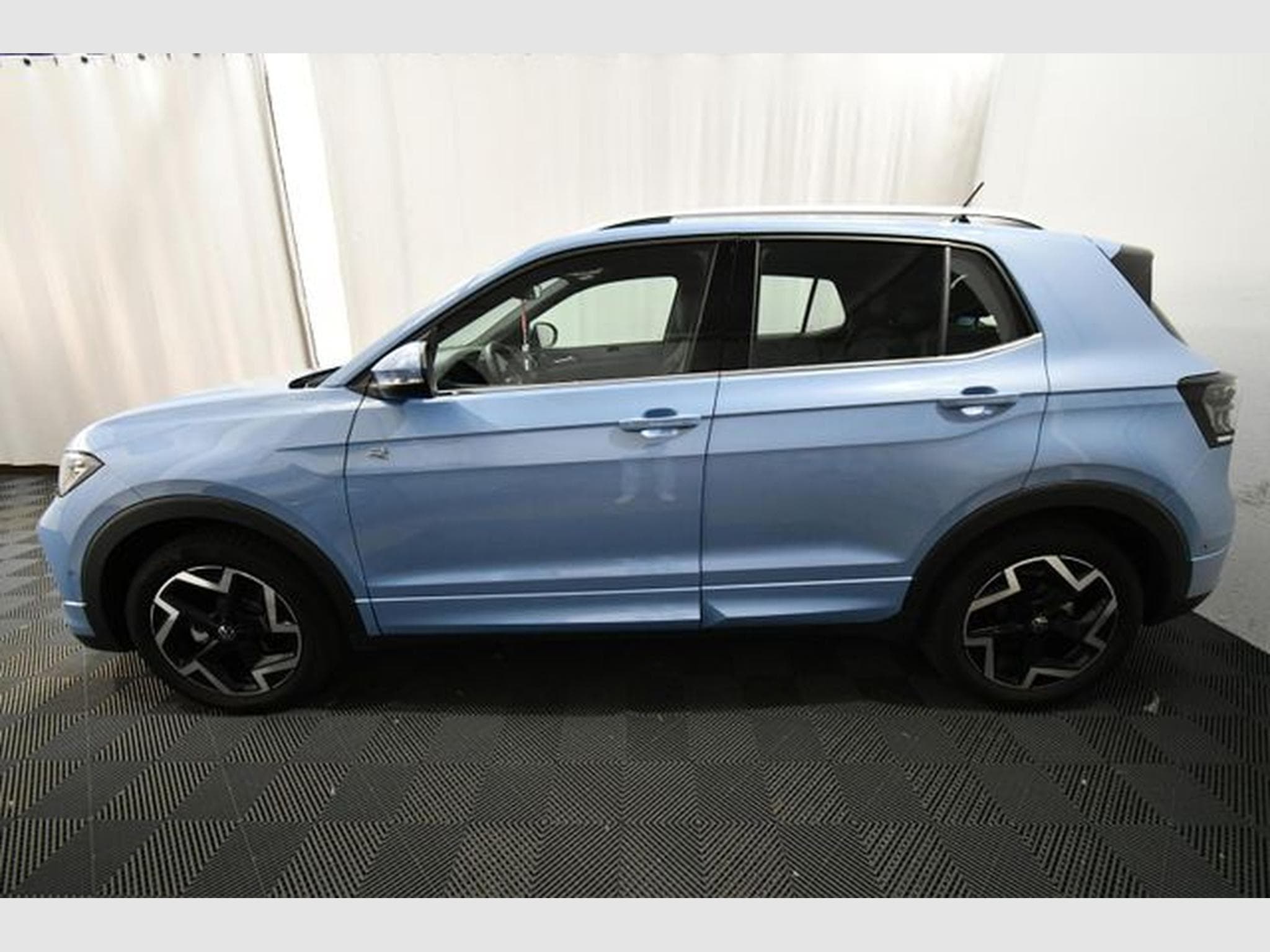 VW T-Cross T-Cross 1.0 TSI R-Line, 17", ACC, Navi DM, Park (2025) - Photo 2