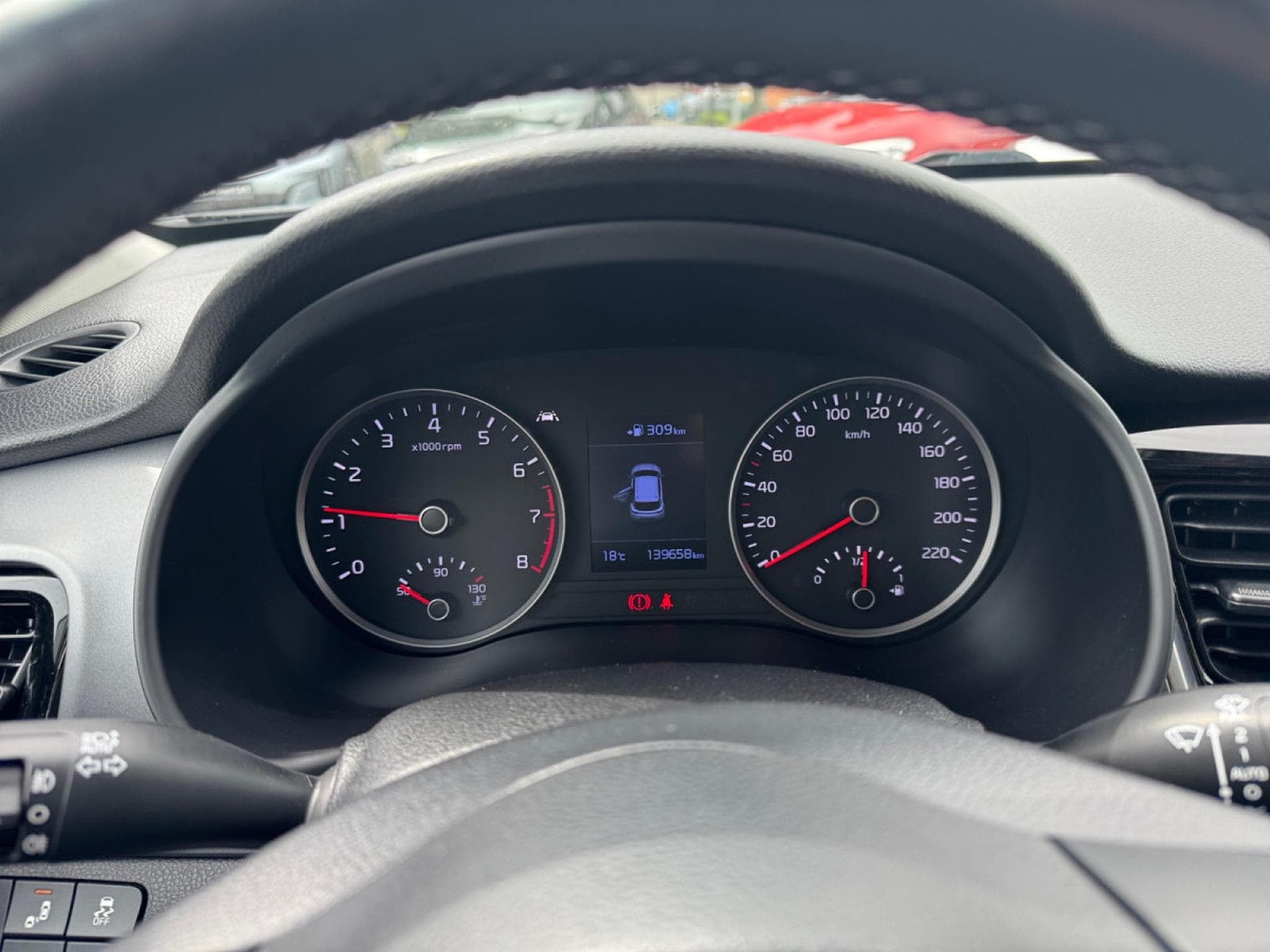 Kia Stonic Sense 1.0T ISG (2017) - Photo 14