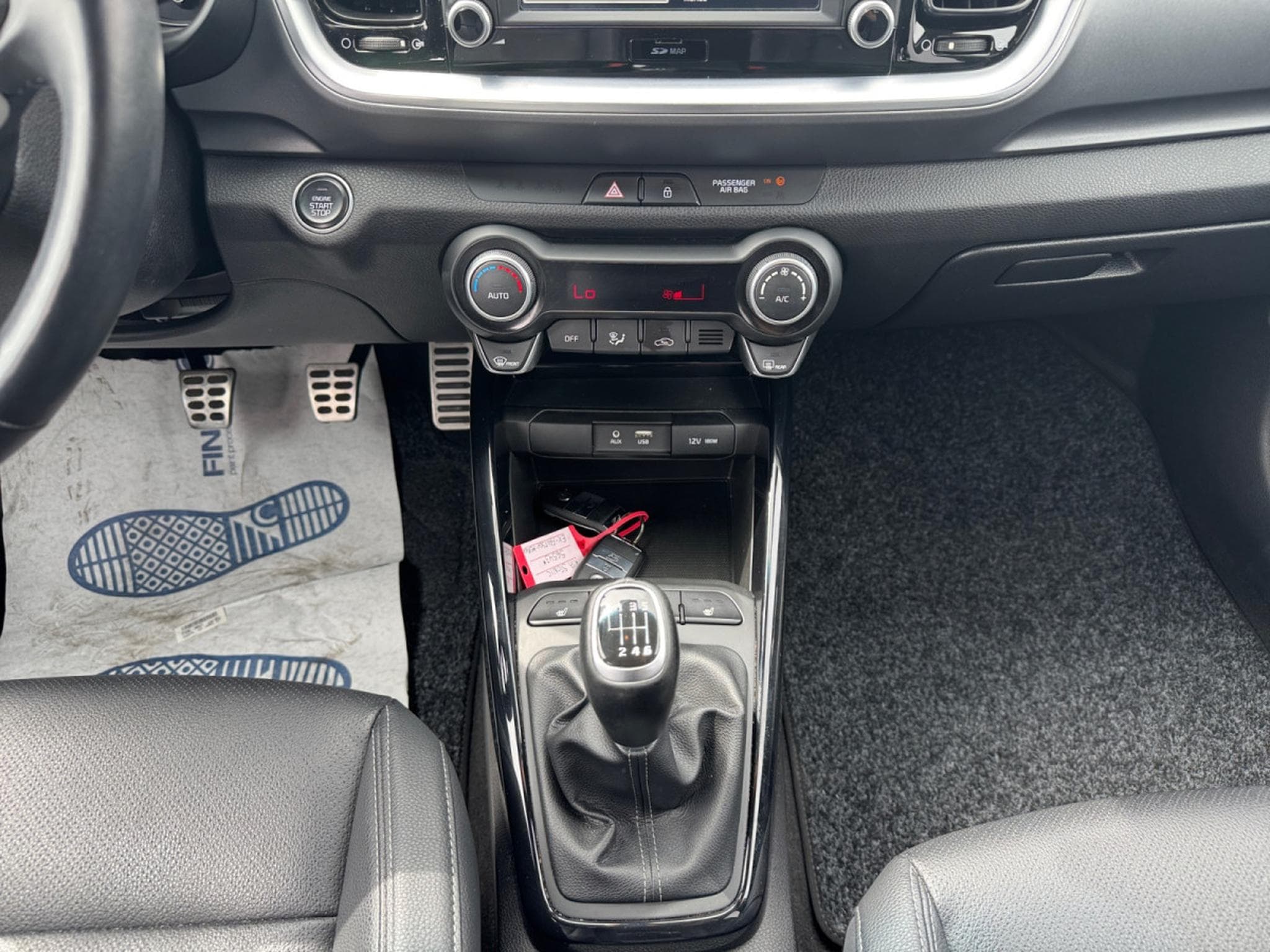 Kia Stonic Sense 1.0T ISG (2017) - Photo 15
