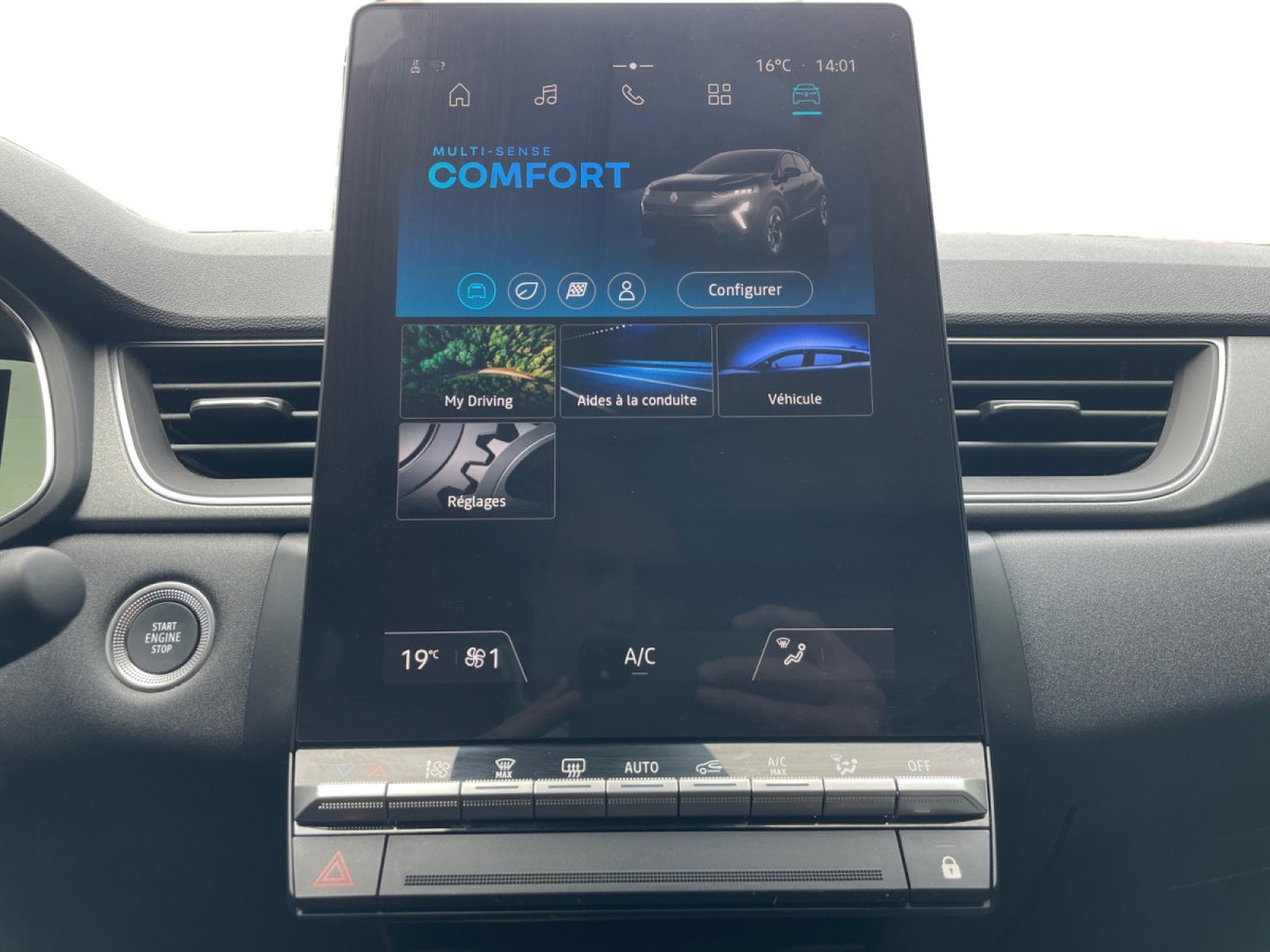 Renault Captur 1.0 Tce Techno (2025) - Photo 12