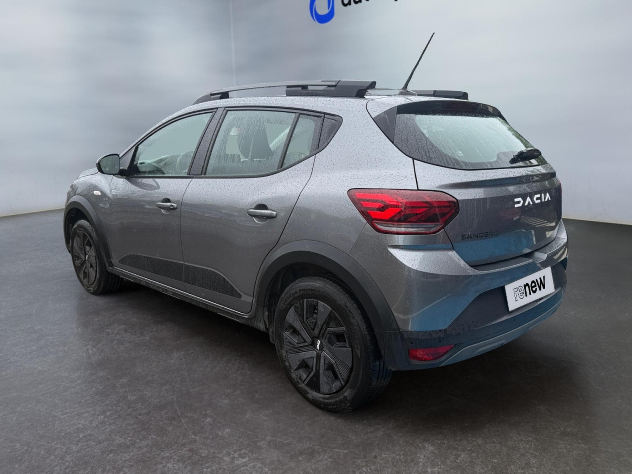 Dacia Sandero 1.0 TCe Stepway Expression (2025) - Photo 7