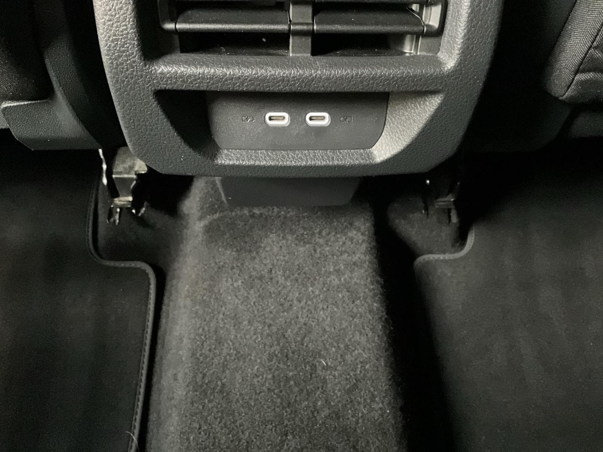 VW Caddy Life+DSG+Dark-Label+P.Cool&Sound+Navi+P.Ass-Plus+AHK (2024) - Photo 20