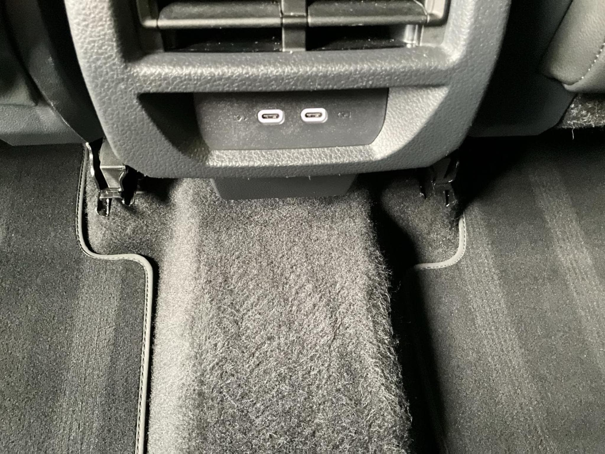 VW Caddy Style+DSG+Navi+LED (2024) - Photo 20