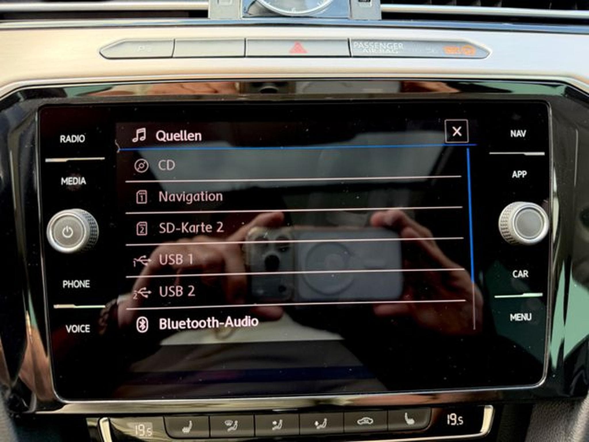 VW Passat Passat Variant R Line 2.0 TDI DSG 4Motion (2019) - Photo 21