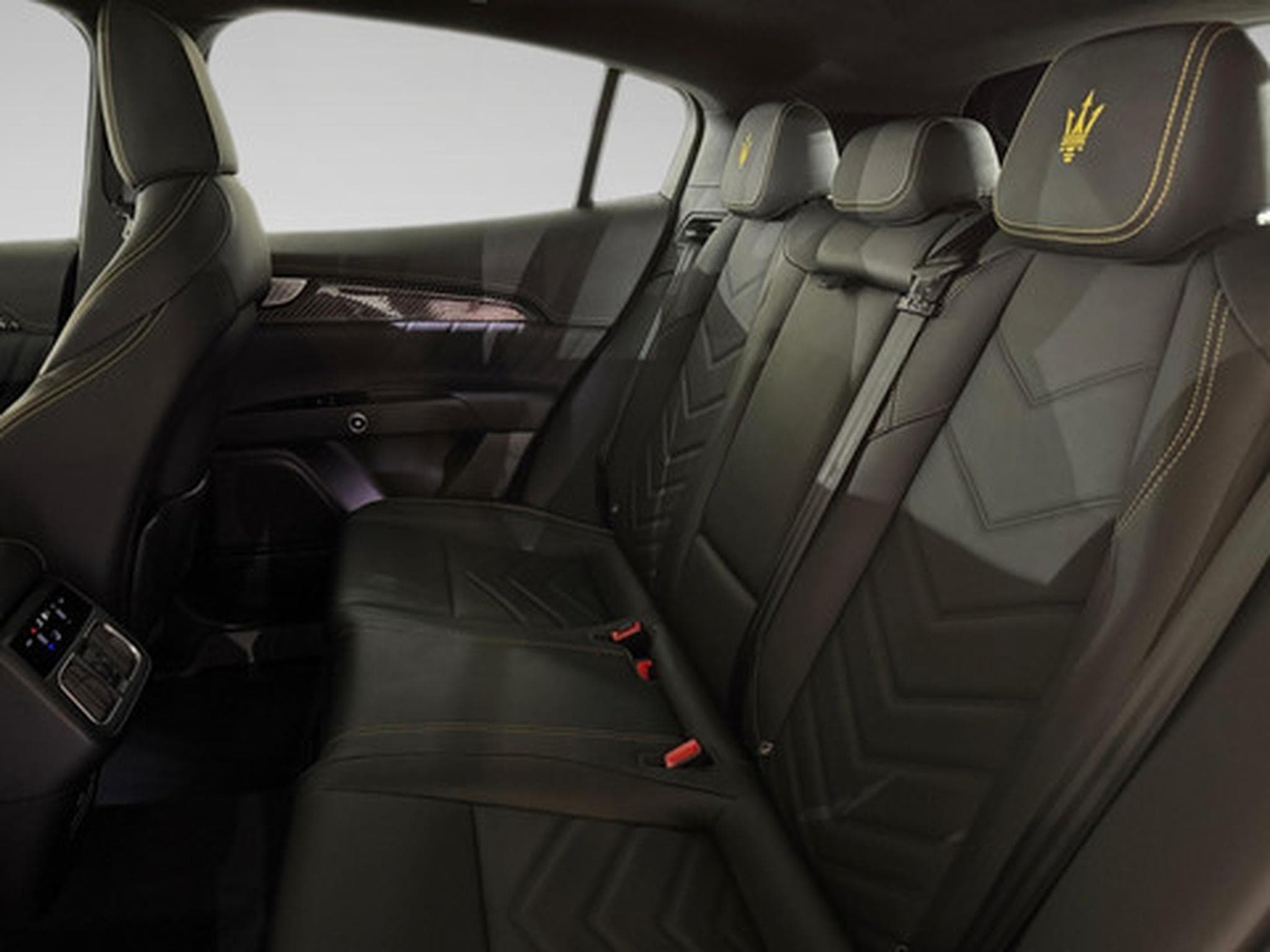 Maserati Grecale 2.0 L4 MHEV Modena 4x4 Aut. (2022) - Photo 11