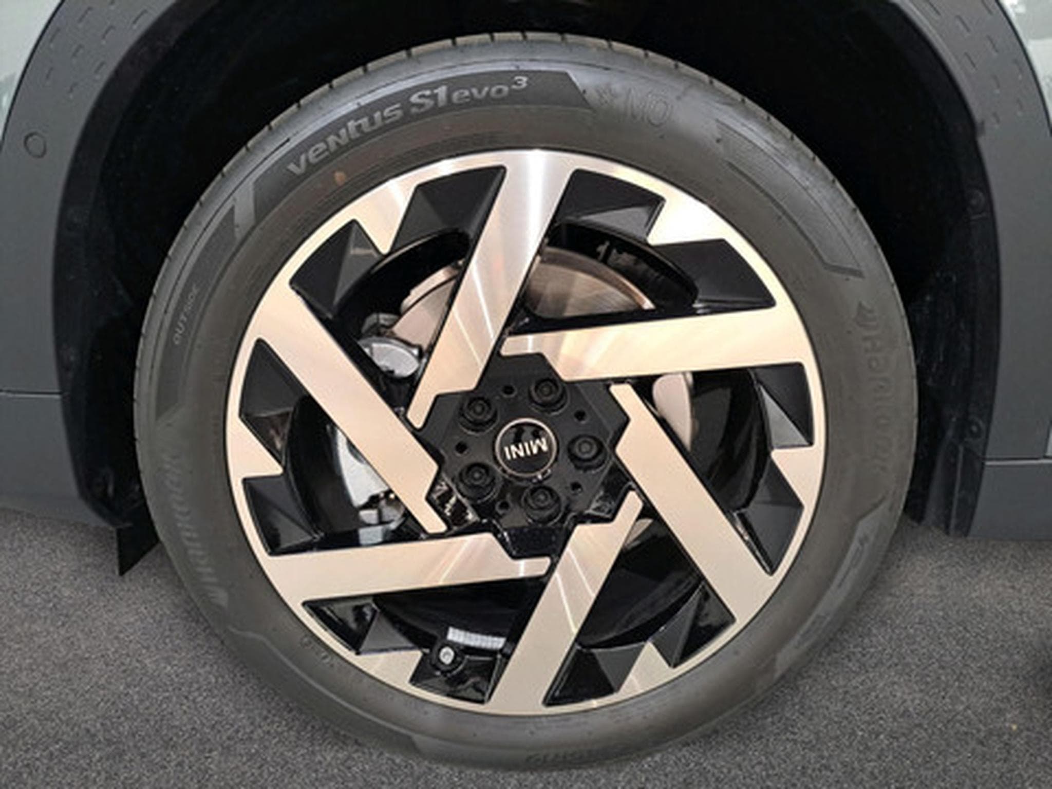 Mini Countryman MINI (2026) - Photo 14