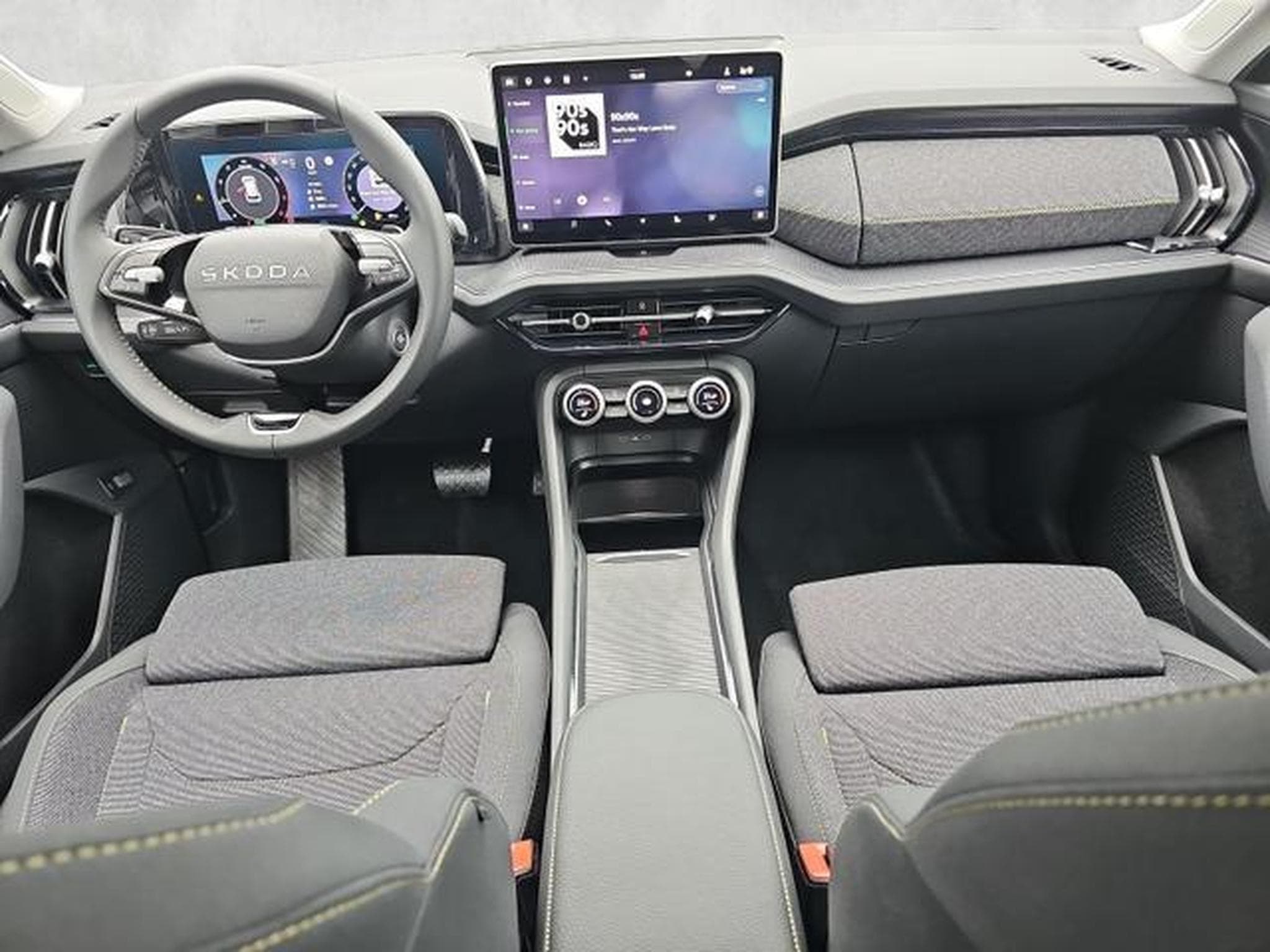 Skoda Kodiaq 1.5 TSI mHEV 110 kW Selection (2026) - Photo 11