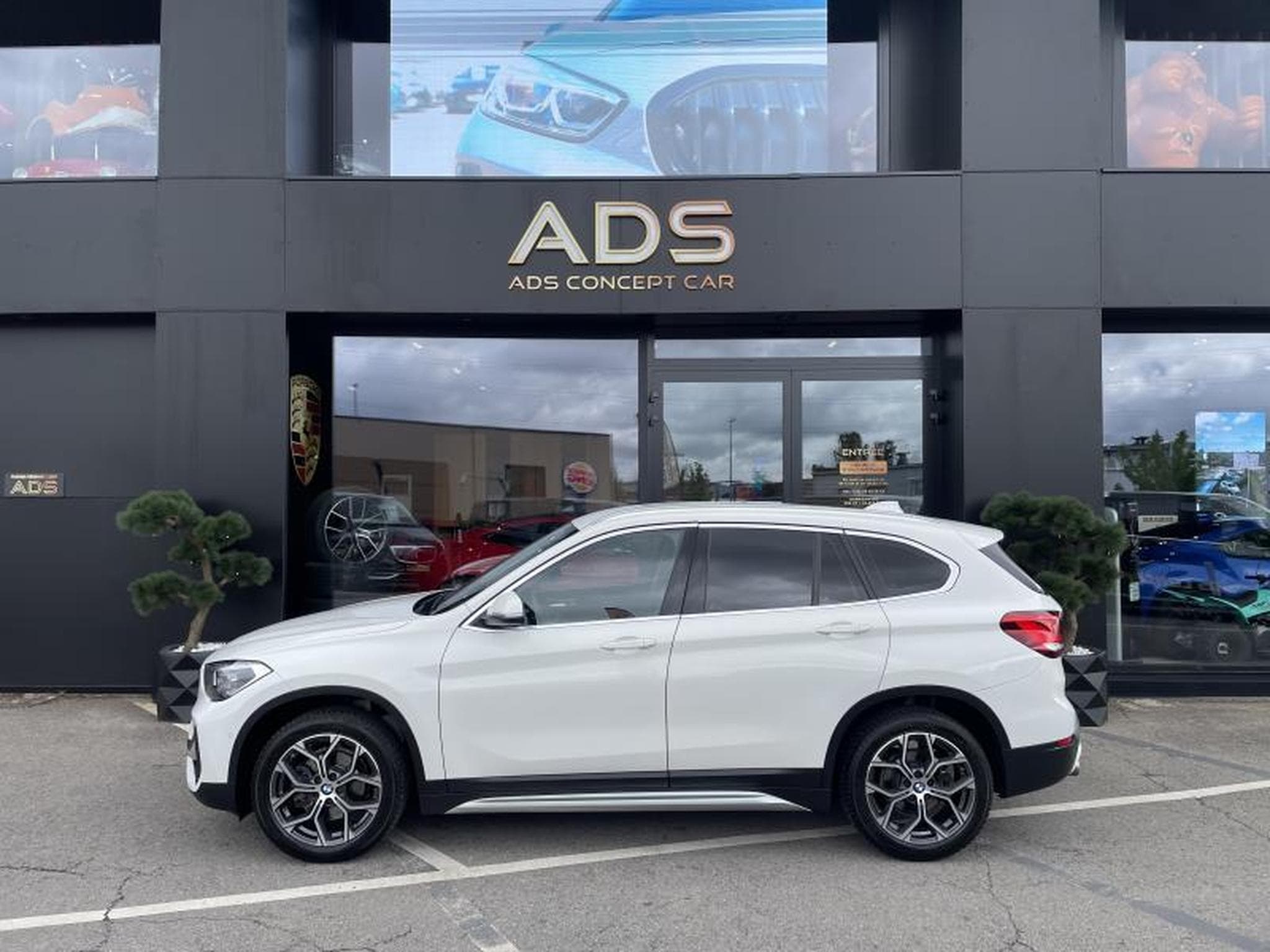 BMW X1 X1 sDrive18i X-line/Sièges chauffants/GPS (2020) - Photo 12