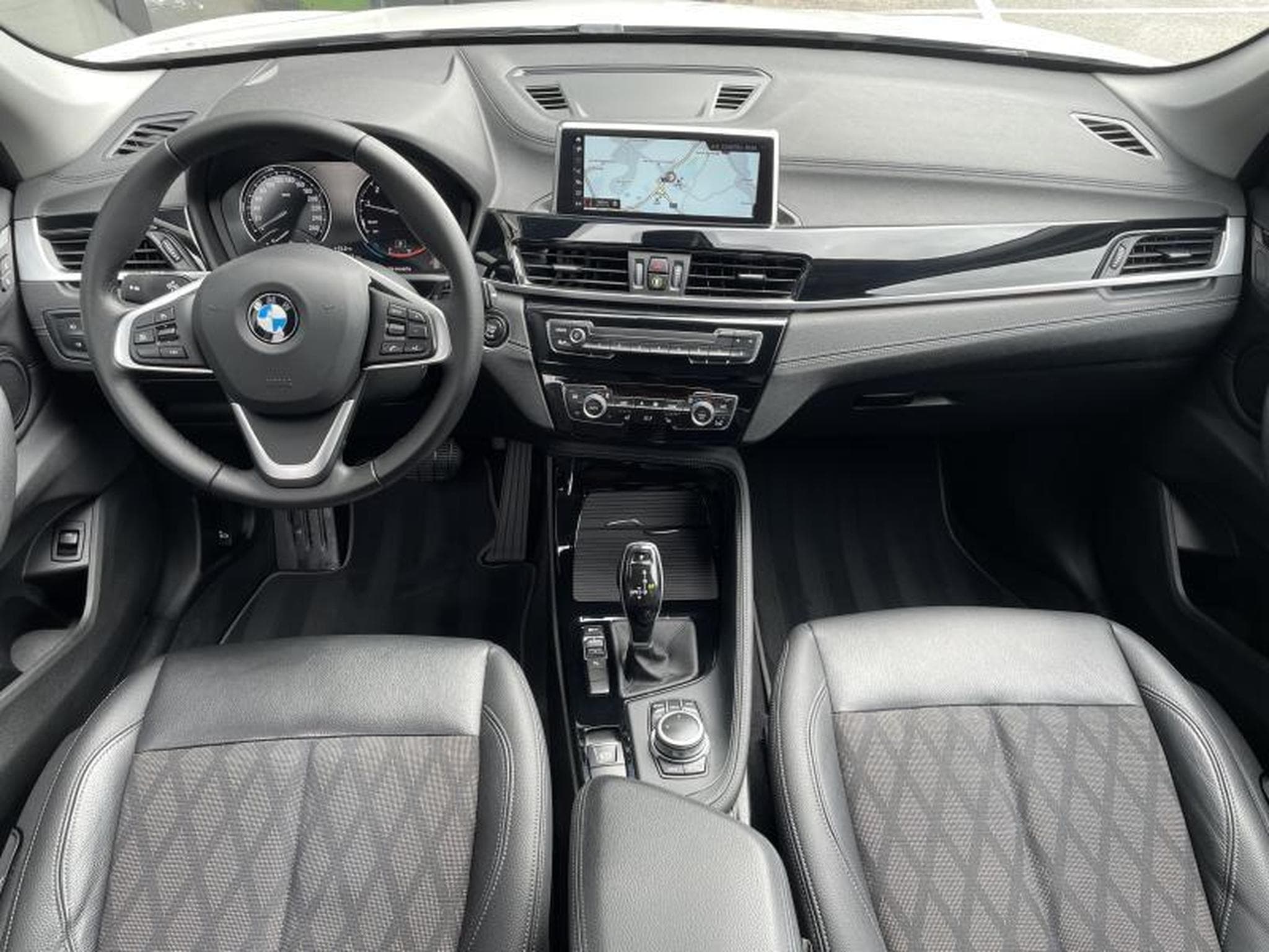 BMW X1 X1 sDrive18i X-line/Sièges chauffants/GPS (2020) - Photo 7