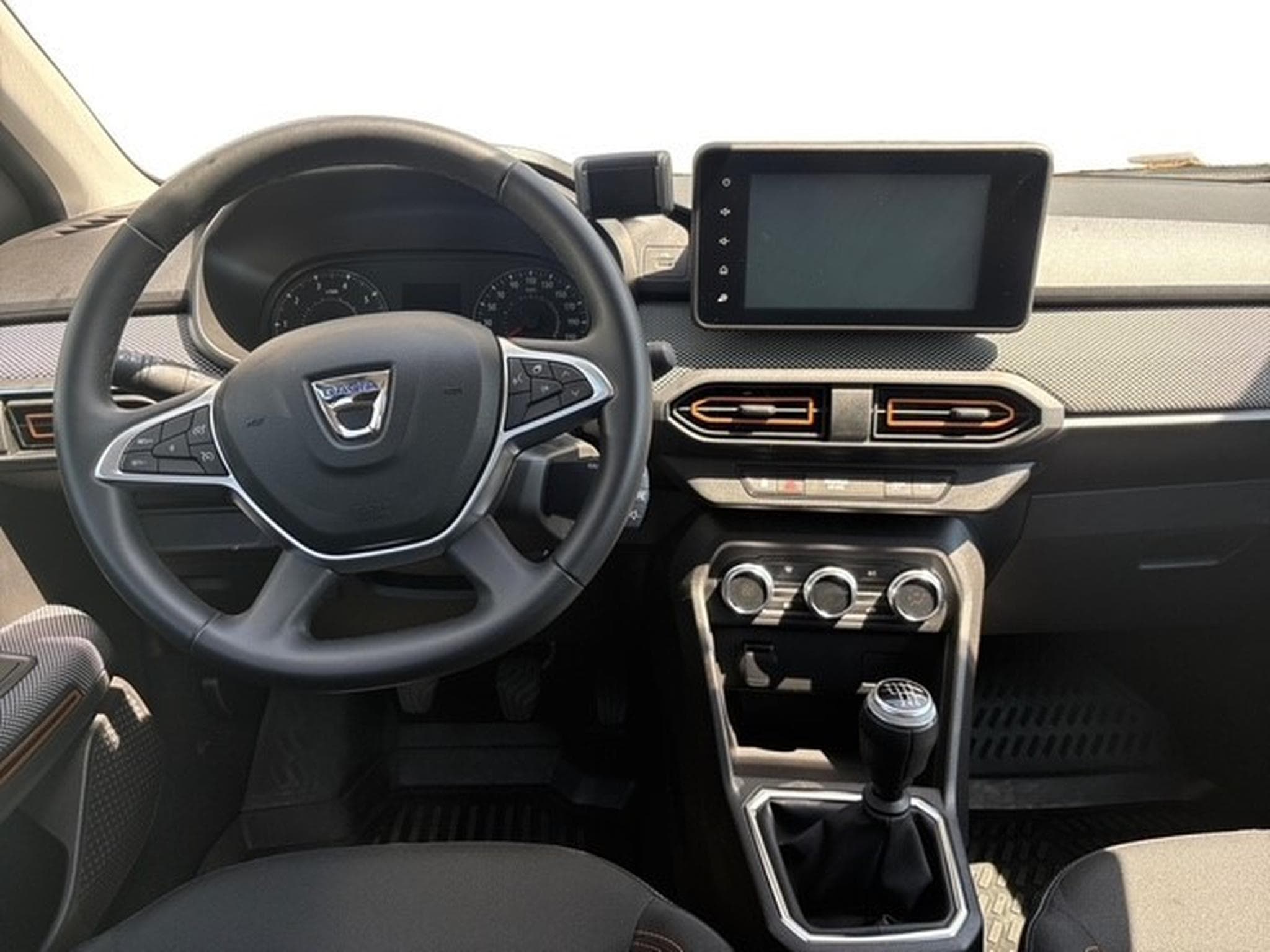 Dacia Sandero 1.0 TCe Stepway Plus (2022) - Photo 6