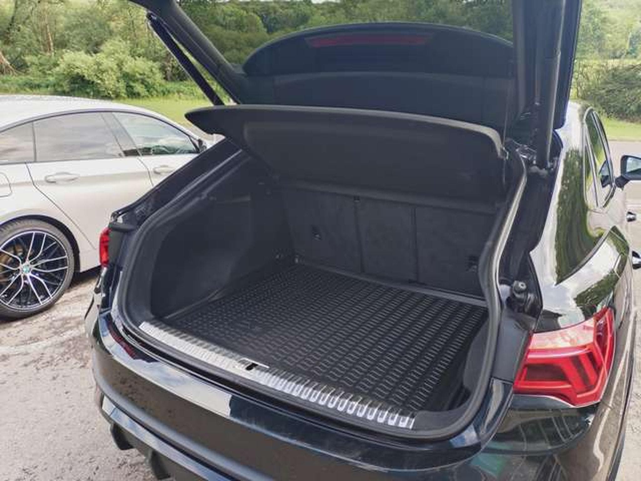 Audi Q3 45 TFSI quattro S line (2021) - Photo 11