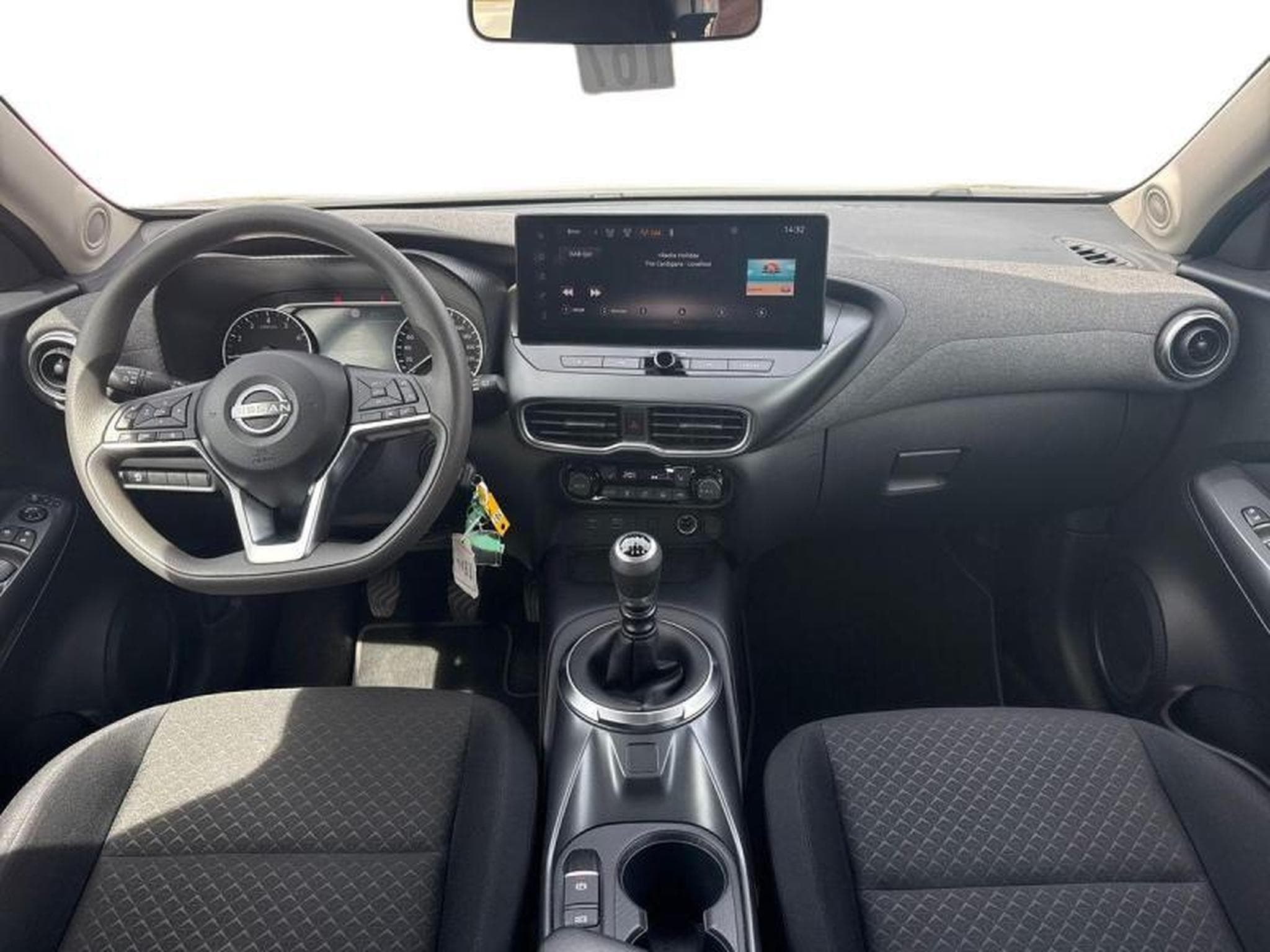 Nissan Juke ACENTA + CONFORT PACK (2024) - Photo 2