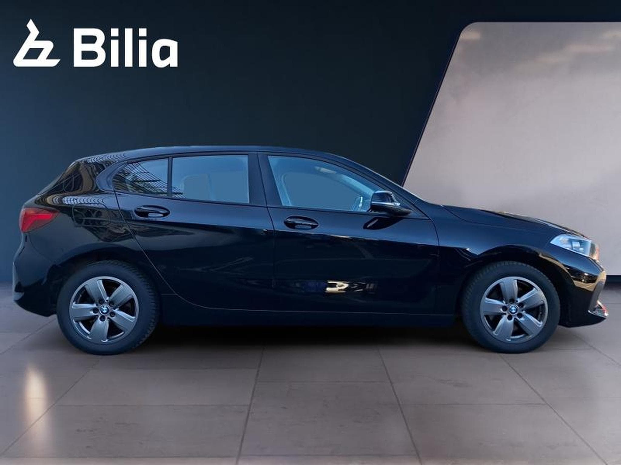 BMW 118 118d Hatch (2019) - Photo 3