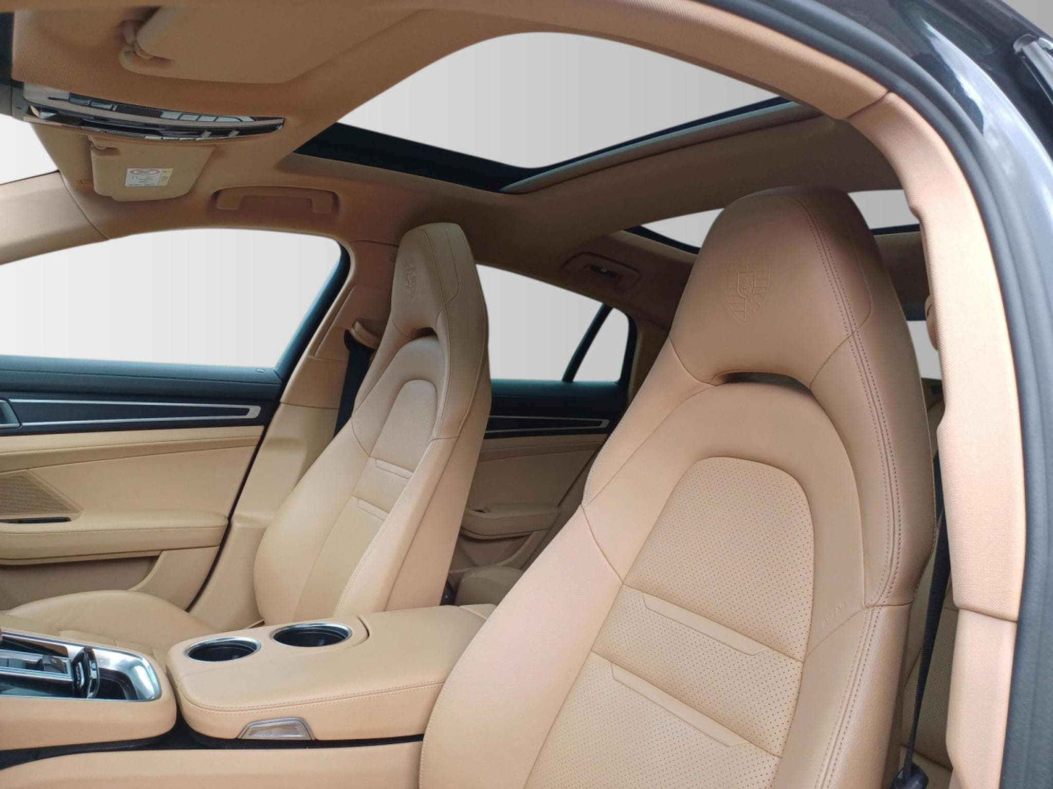 Porsche Panamera 4 Platinum Edition (2022) - Photo 8