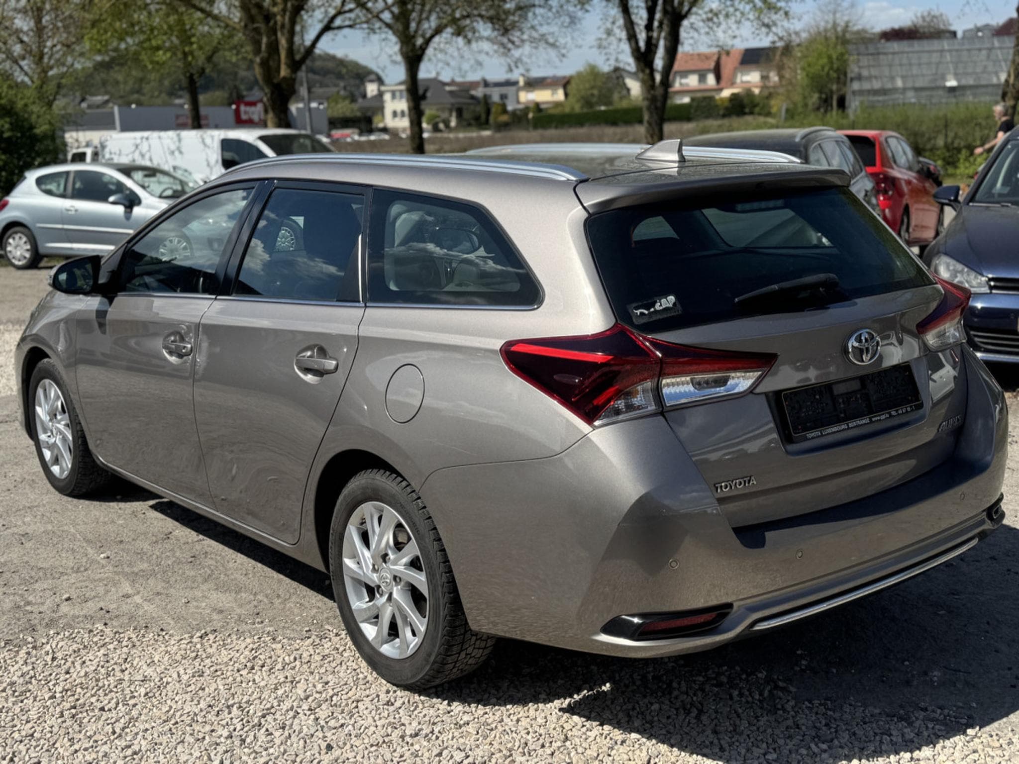 Toyota Auris 1.4 esse 1-prop, 48000km (2016) - Photo 6