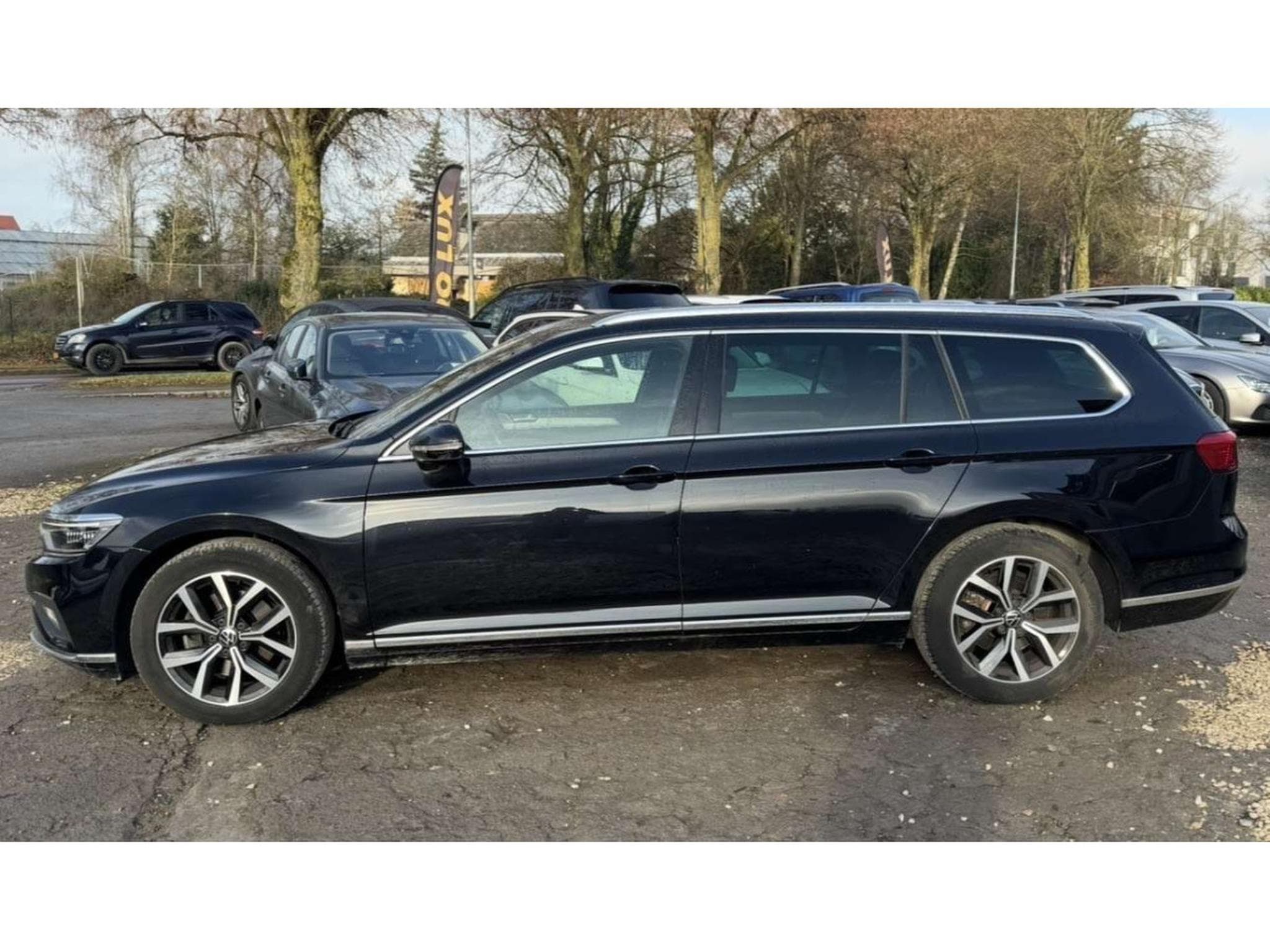 VW Passat 2.0 TDI SCR DSG Highline 1-prop Tva Récup (2020) - Photo 4