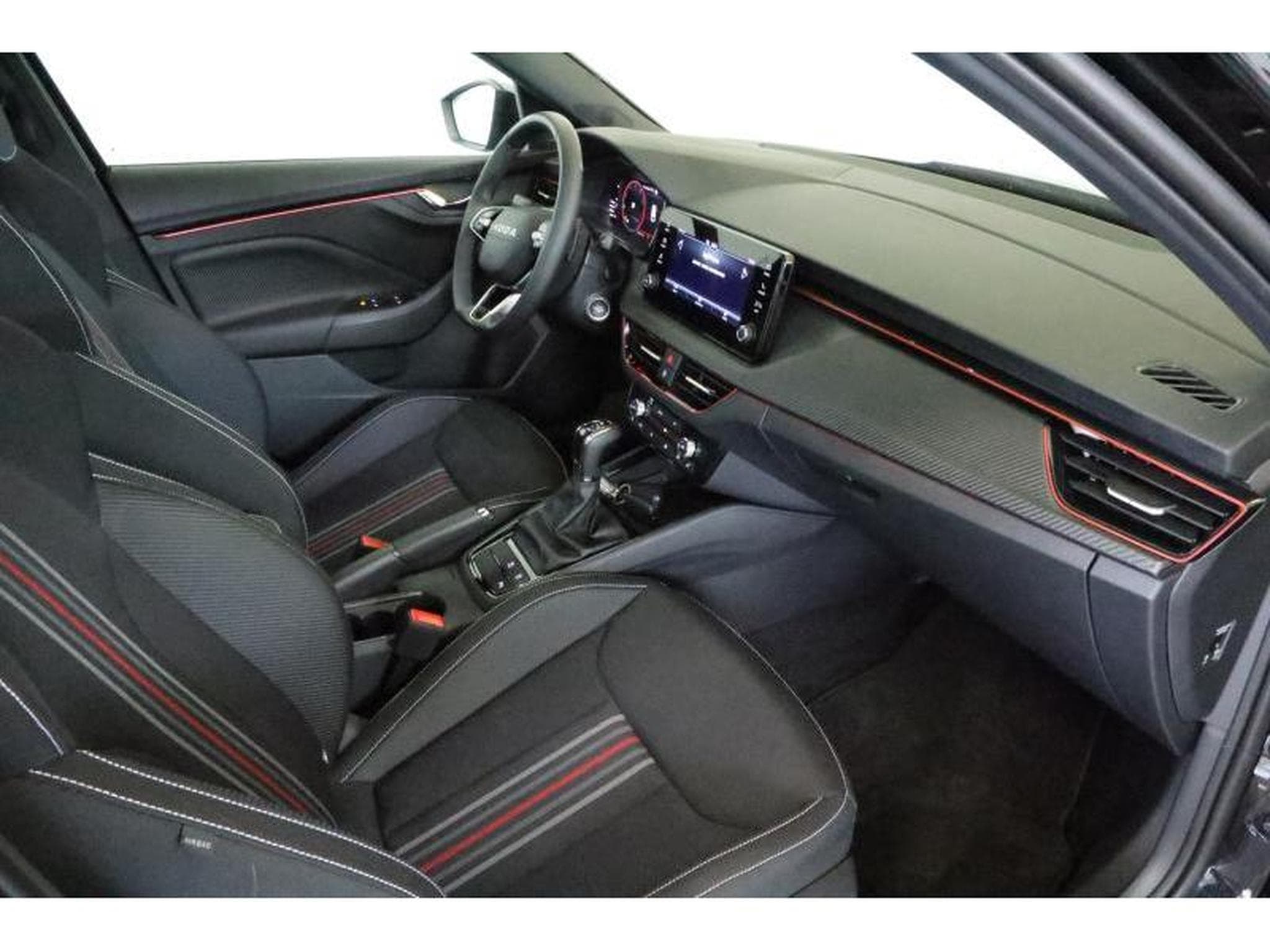Skoda Kamiq Monte Carlo (2025) - Photo 12