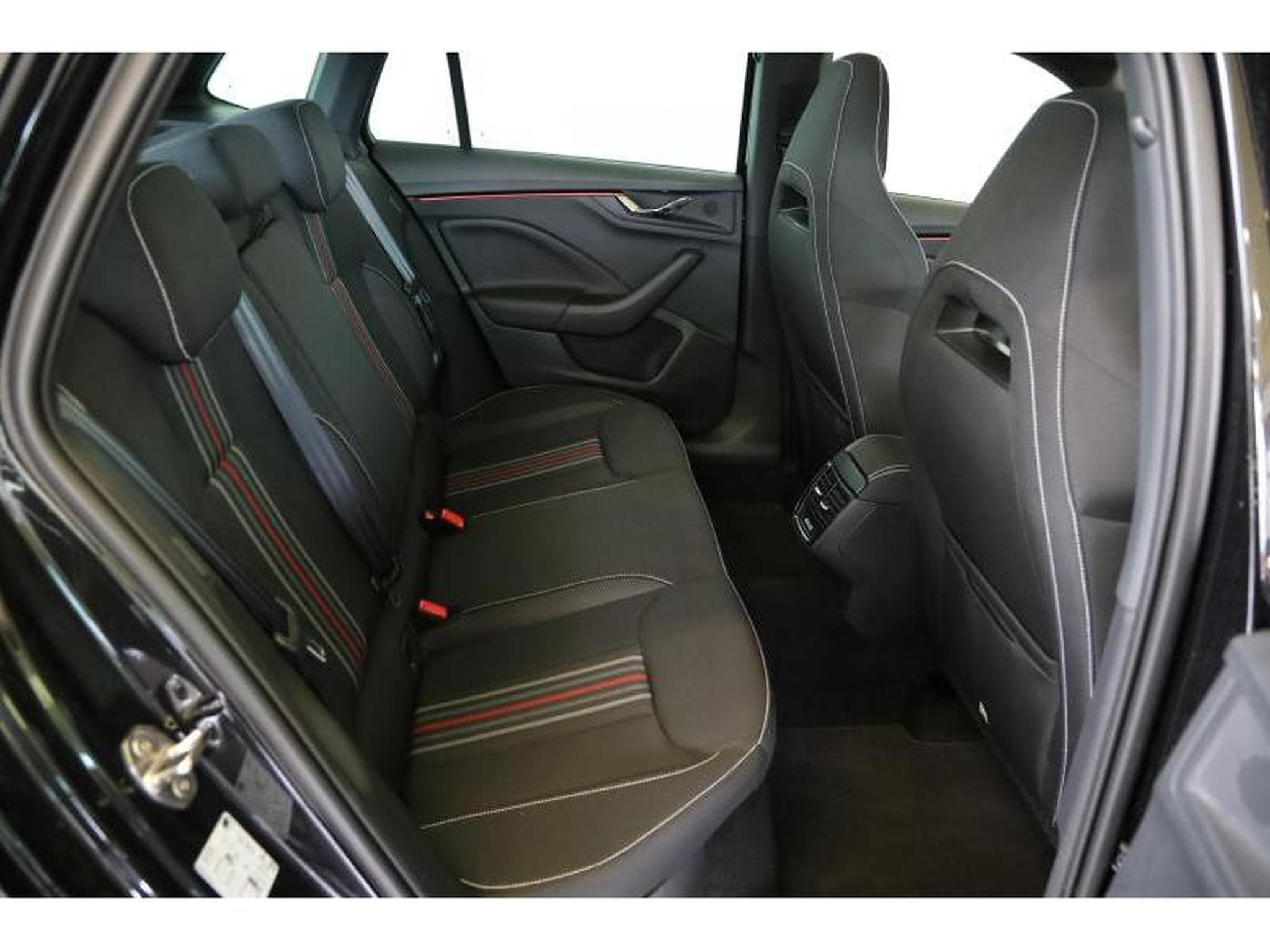 Skoda Kamiq Monte Carlo (2025) - Photo 14