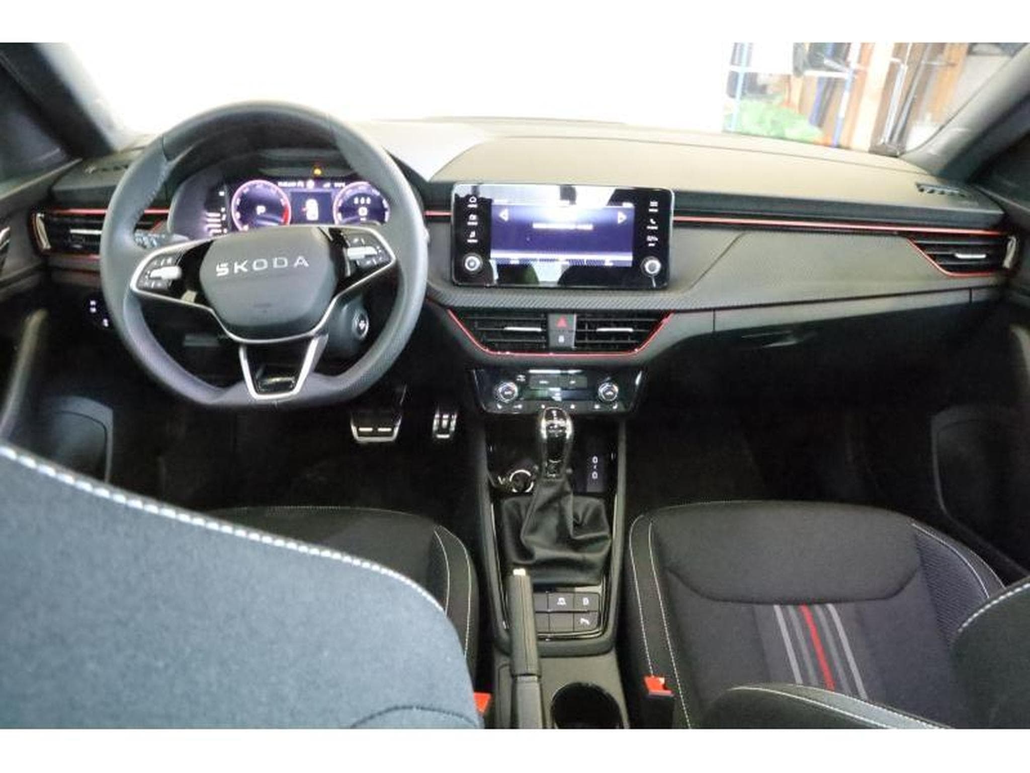 Skoda Kamiq Monte Carlo (2025) - Photo 2