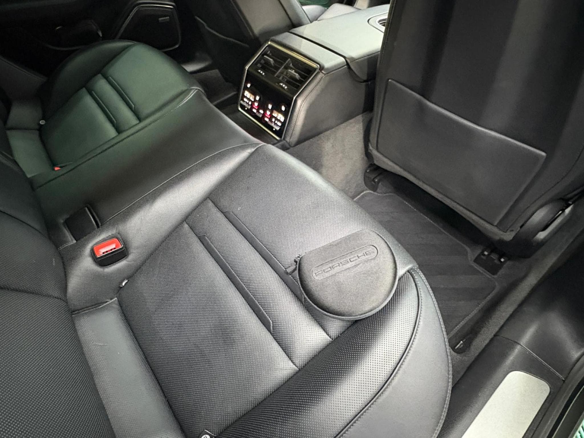 Porsche Panamera Panamera Sport Turismo 4 E-Hybrid (2018) - Photo 13