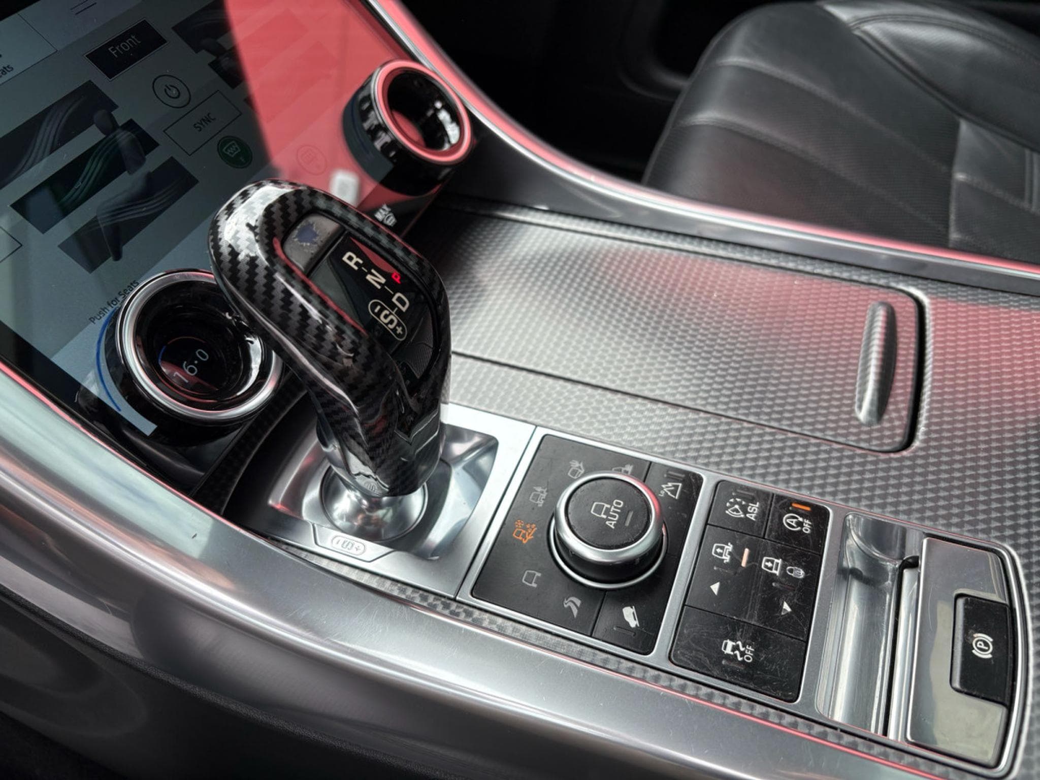 Land-Rover Range Rover Sport 5.0 LITRES 510CH 7 PLACES (2015) - Photo 13