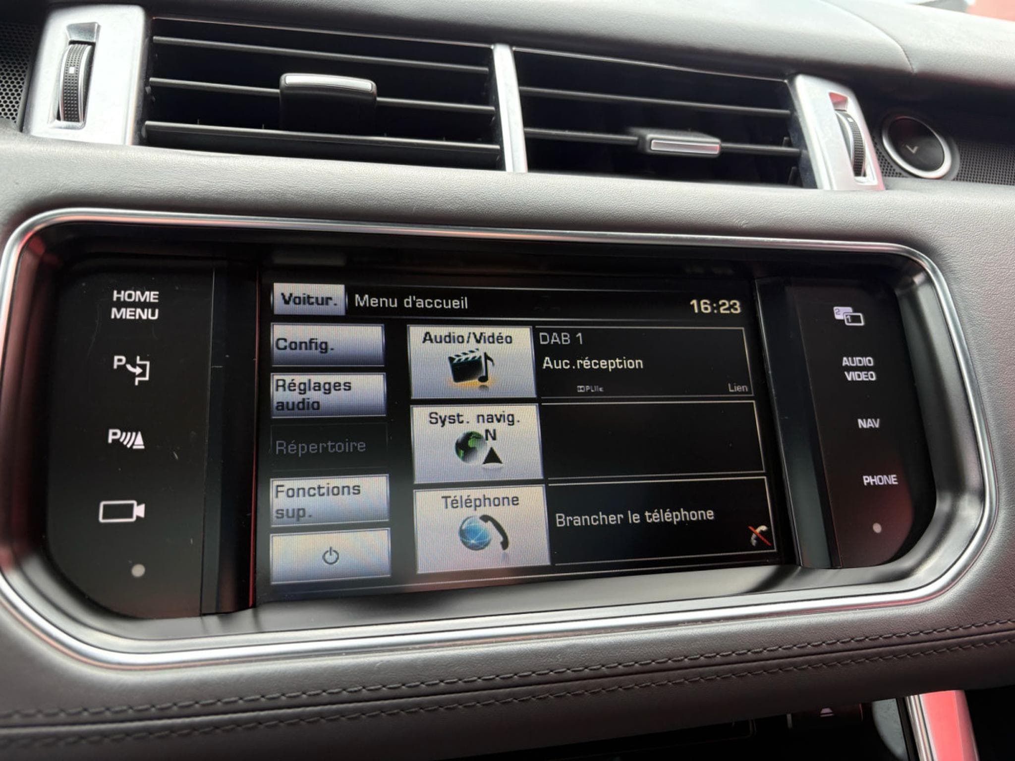 Land-Rover Range Rover Sport 5.0 LITRES 510CH 7 PLACES (2015) - Photo 14