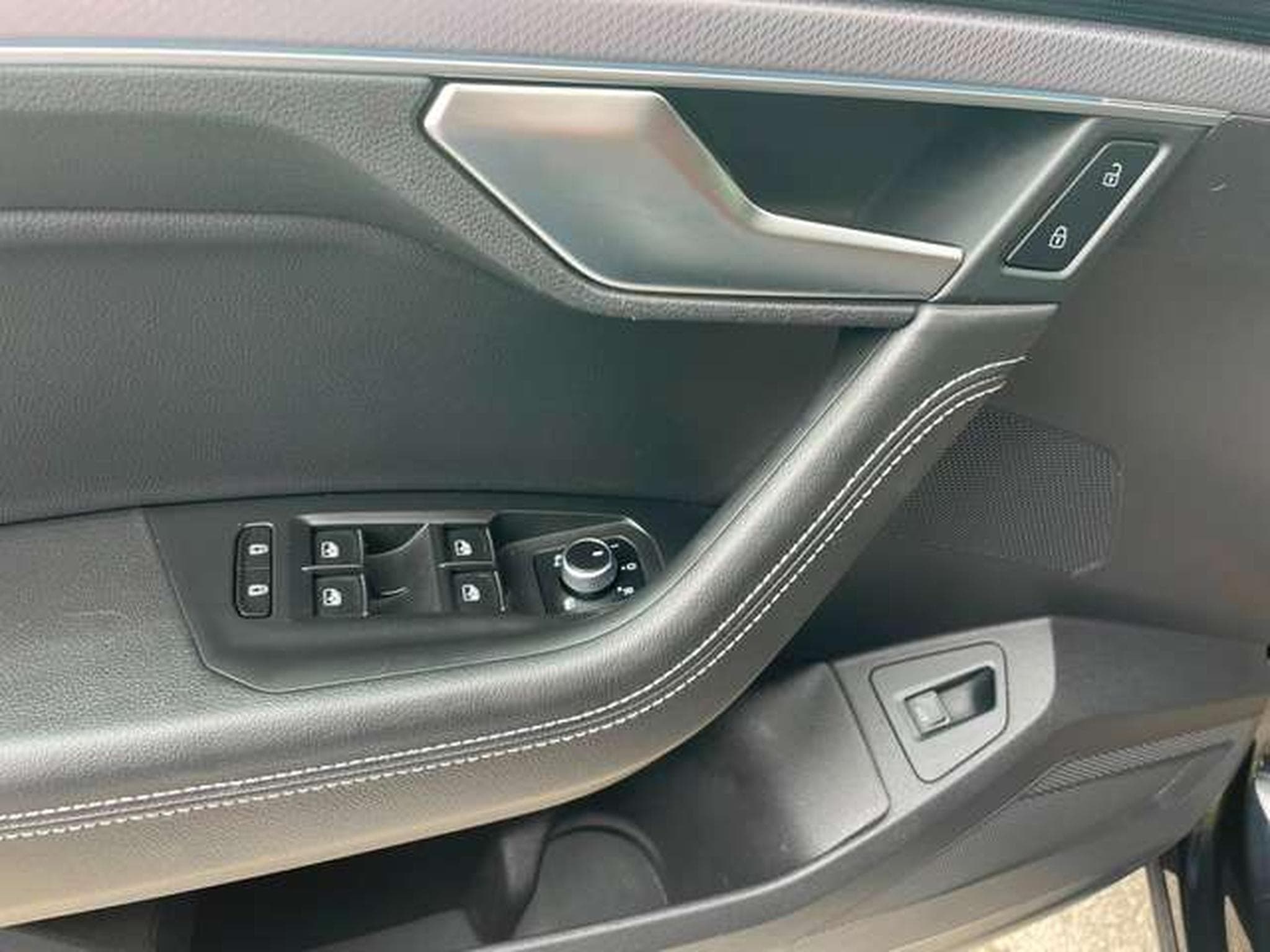 VW Touareg 3.0 V6 4Motion R-Line JUSQU'A 36 MOIS DE GARANTIE (2021) - Photo 10