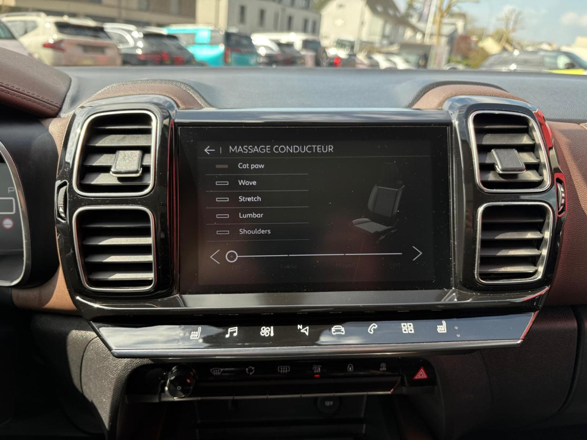 Citroën C5 Aircross 1.5 BLUEHDI 1ERE MAIN (2020) - Photo 17