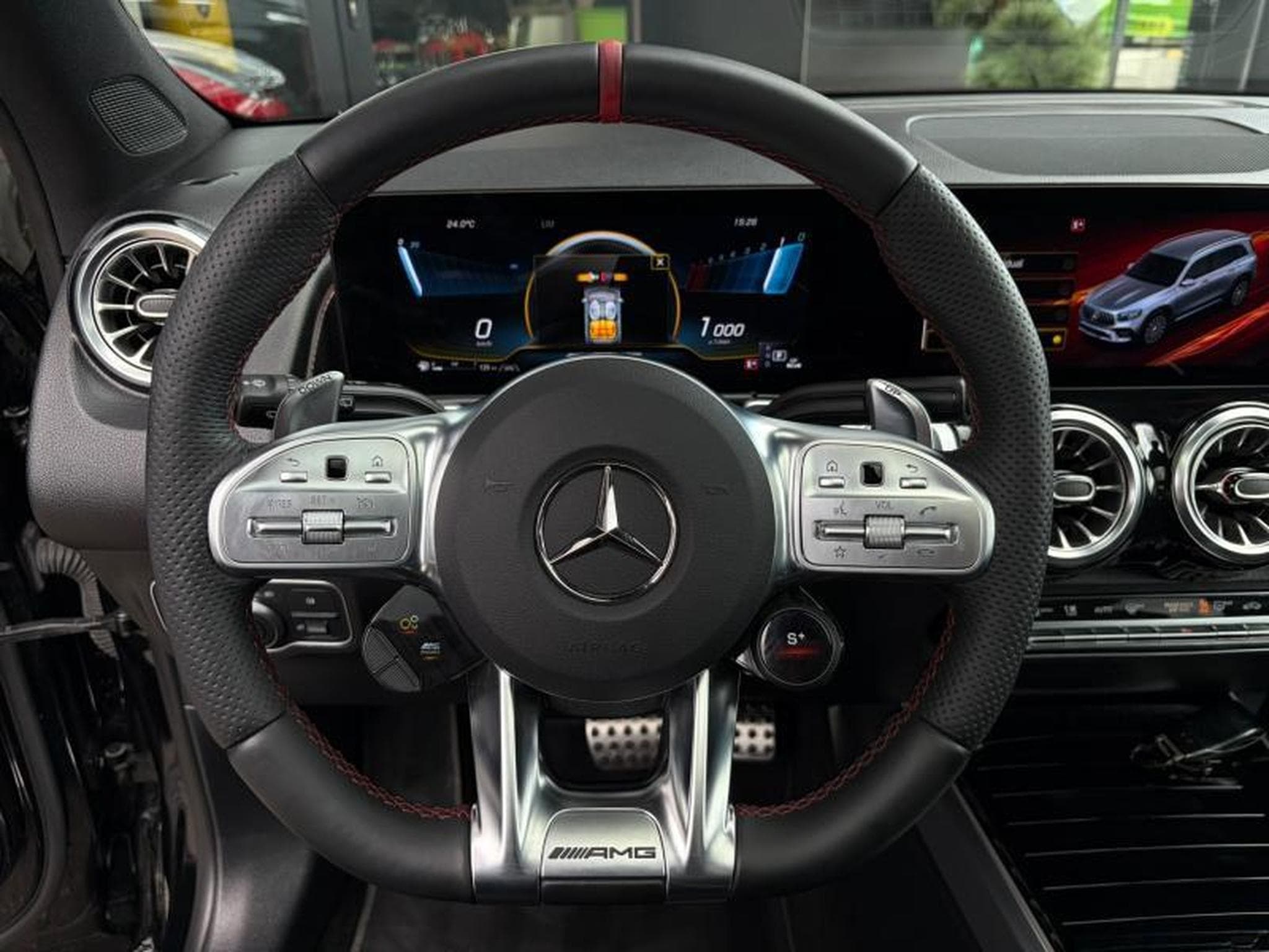 Mercedes GLB 35 AMG GLB 35 AMG 4MATIC/Toit ouvrant/Camera/Sièges électriques cha (2023) - Photo 7