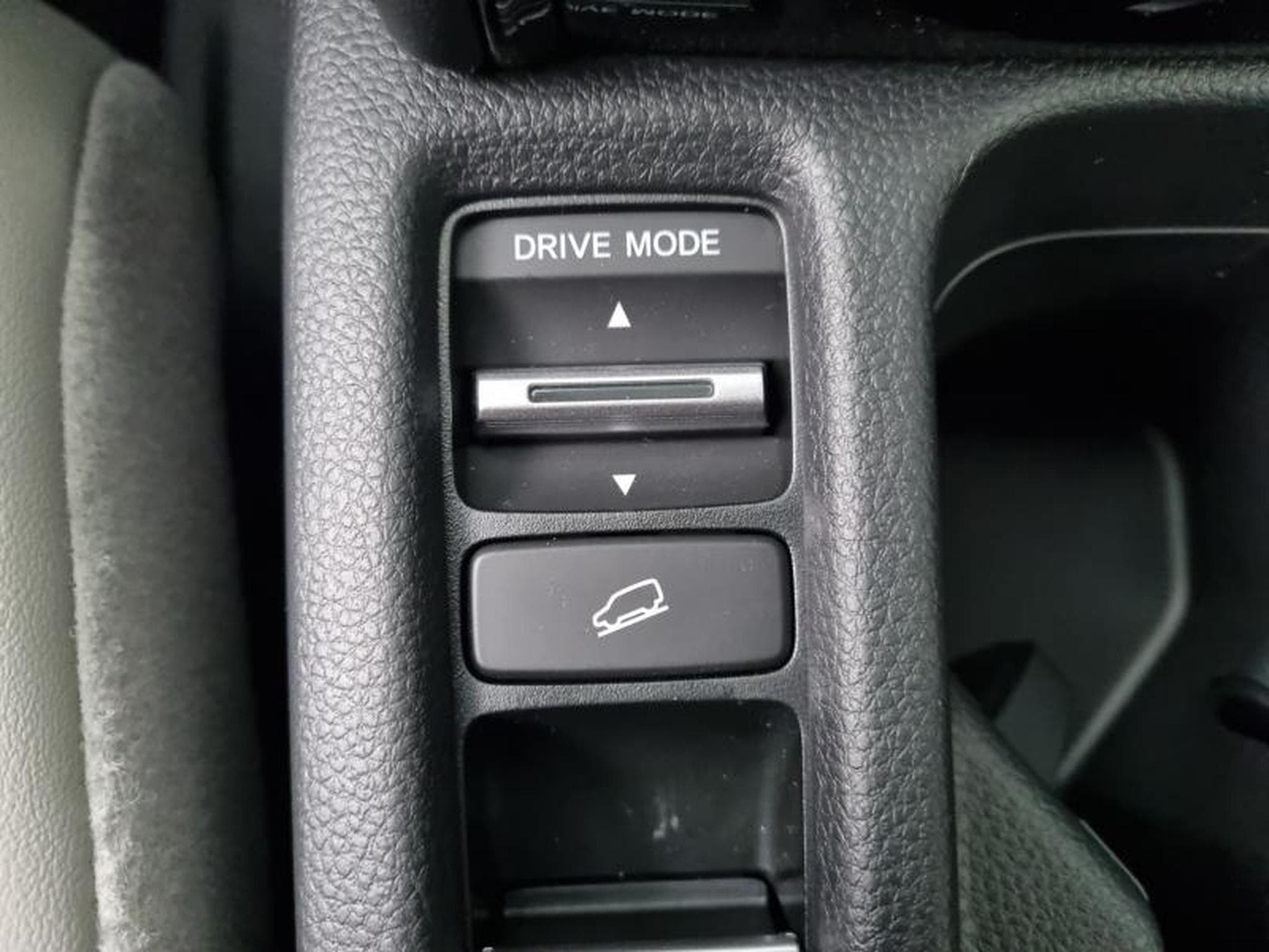 Honda HR-V 1.5 i-MMD 131ch e:HEV Advance Style (2025) - Photo 12