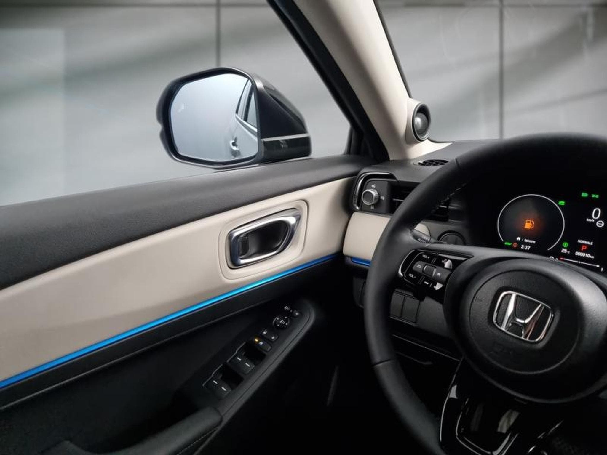 Honda HR-V 1.5 i-MMD 131ch e:HEV Advance Style (2025) - Photo 13