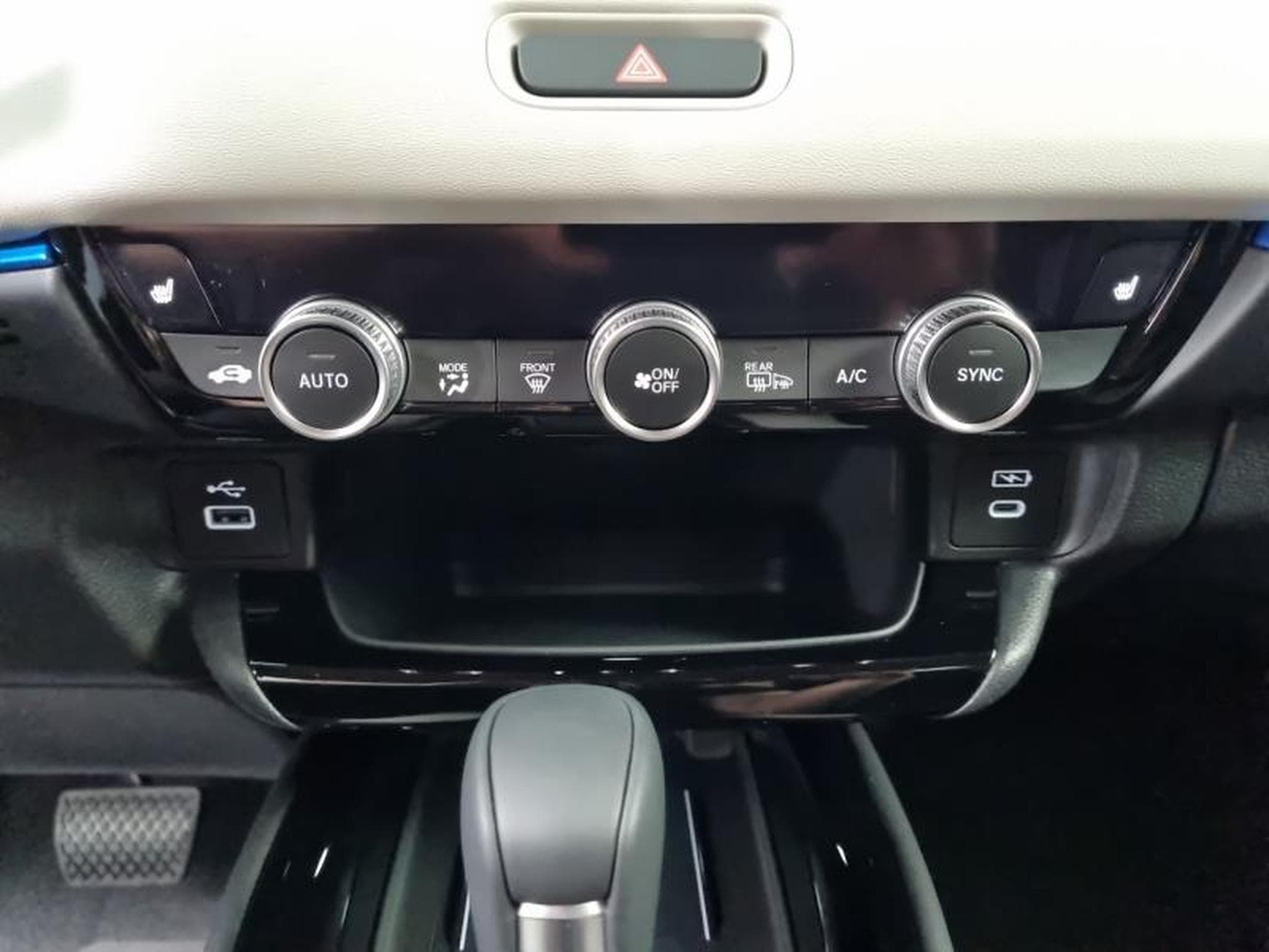 Honda HR-V 1.5 i-MMD 131ch e:HEV Advance Style (2025) - Photo 16