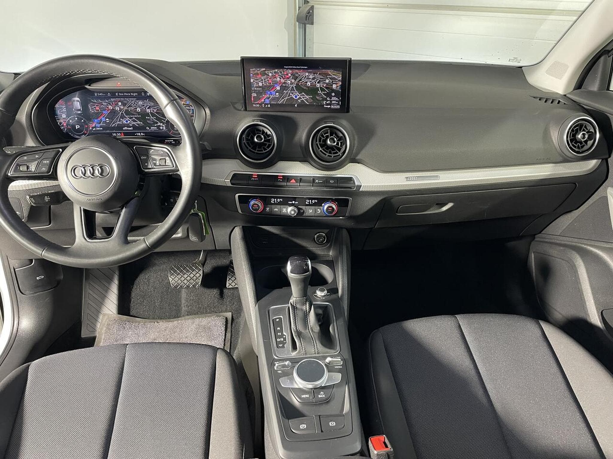 Audi Q2 35 TDI 150 S-TRONIC DESIGN GPS CARPLAY (2022) - Photo 3