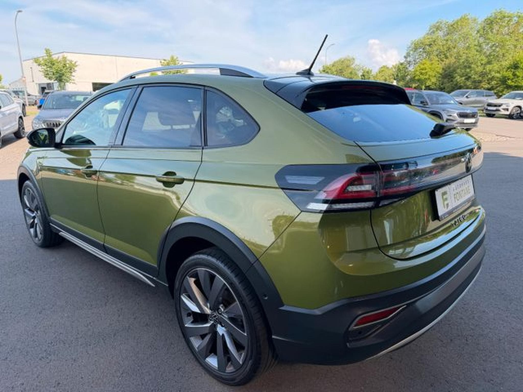 VW Taigo Taigo 1,5TSi DSG Style IQ Light 18" Navi Virtual (2022) - Photo 10