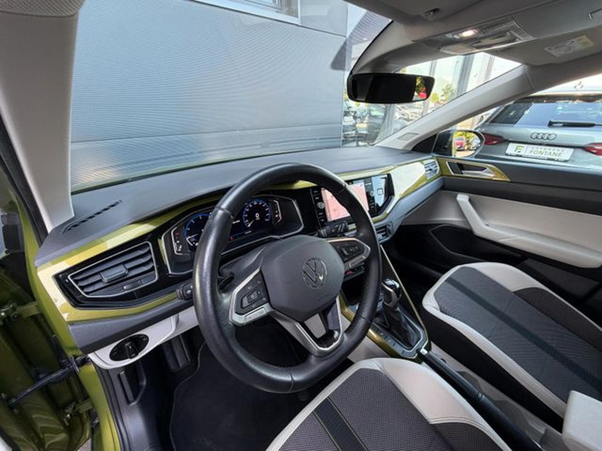 VW Taigo Taigo 1,5TSi DSG Style IQ Light 18" Navi Virtual (2022) - Photo 13
