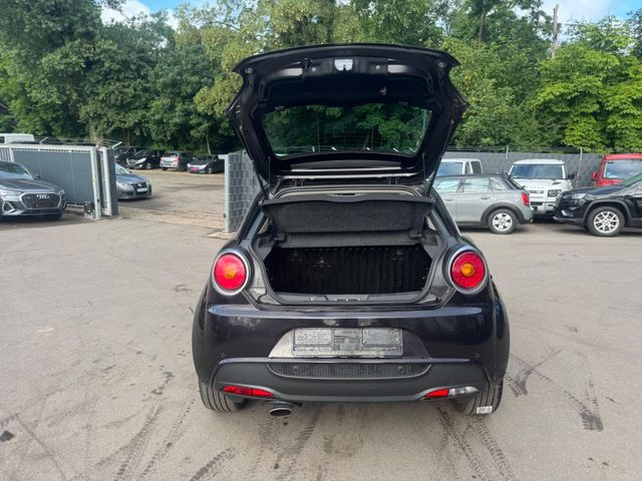 Alfa-Romeo MiTo MITO SUPER *8-FACH*PDC*KLIMA*ALU* (2017) - Photo 9