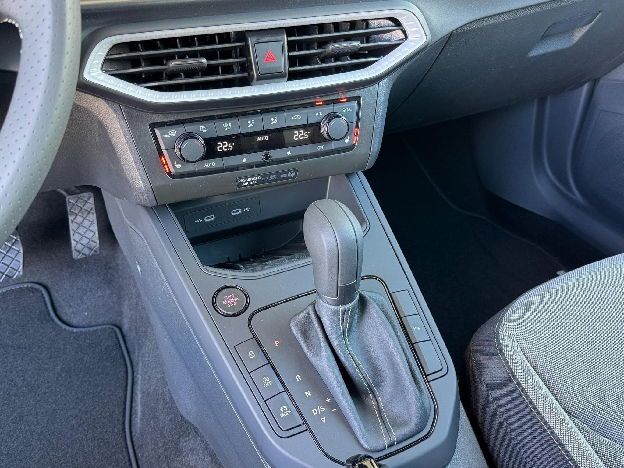 Seat Arona FR (2026) - Photo 14