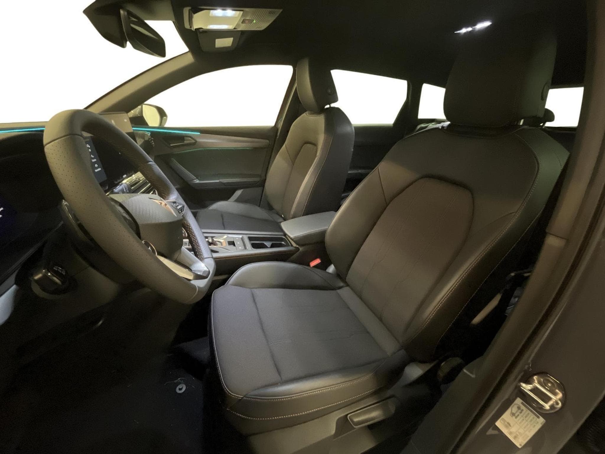 Cupra Leon Sportstourer (2026) - Photo 11