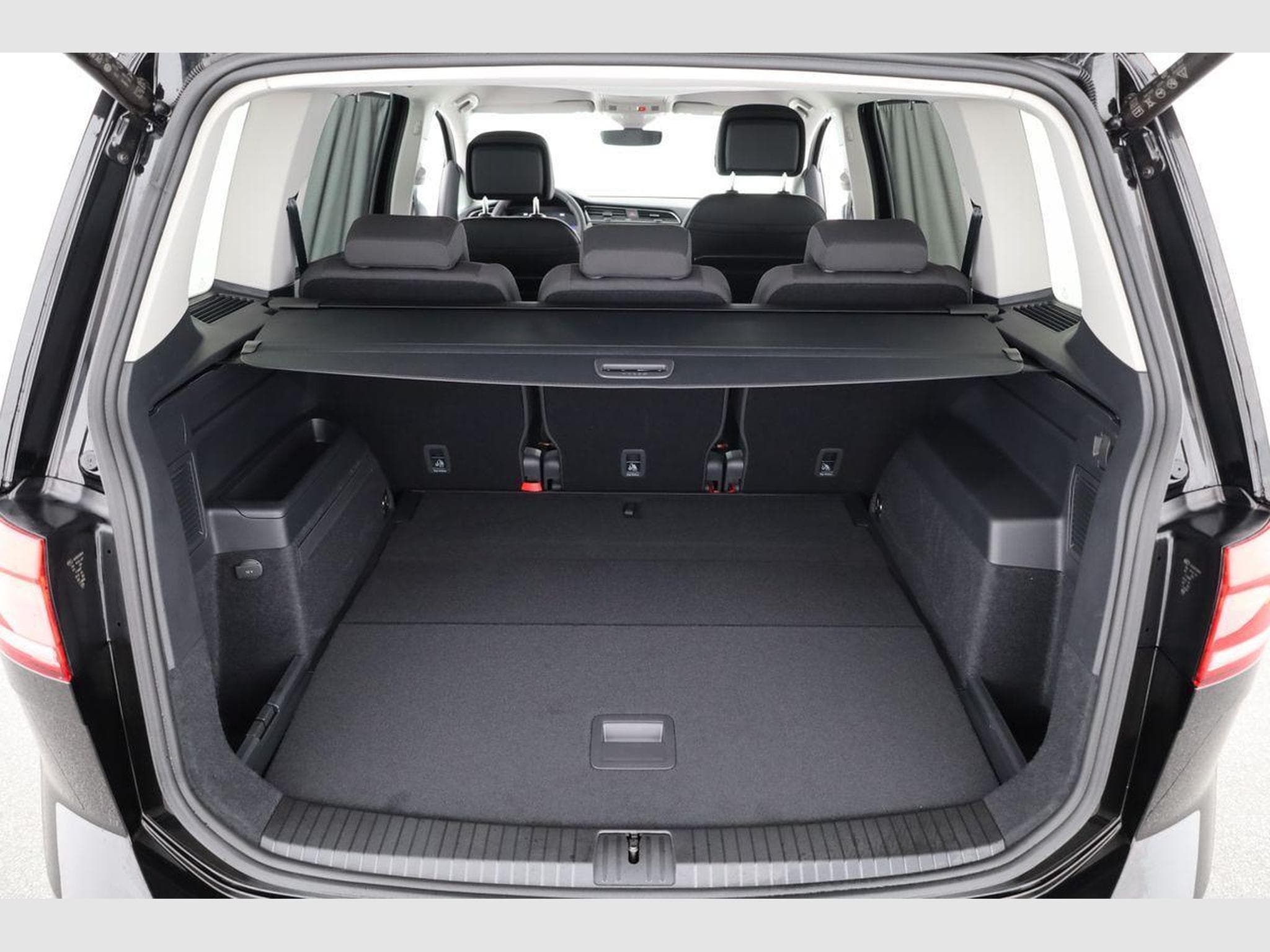 VW Touran Comfortline BMT/Start-Stopp (2026) - Photo 11