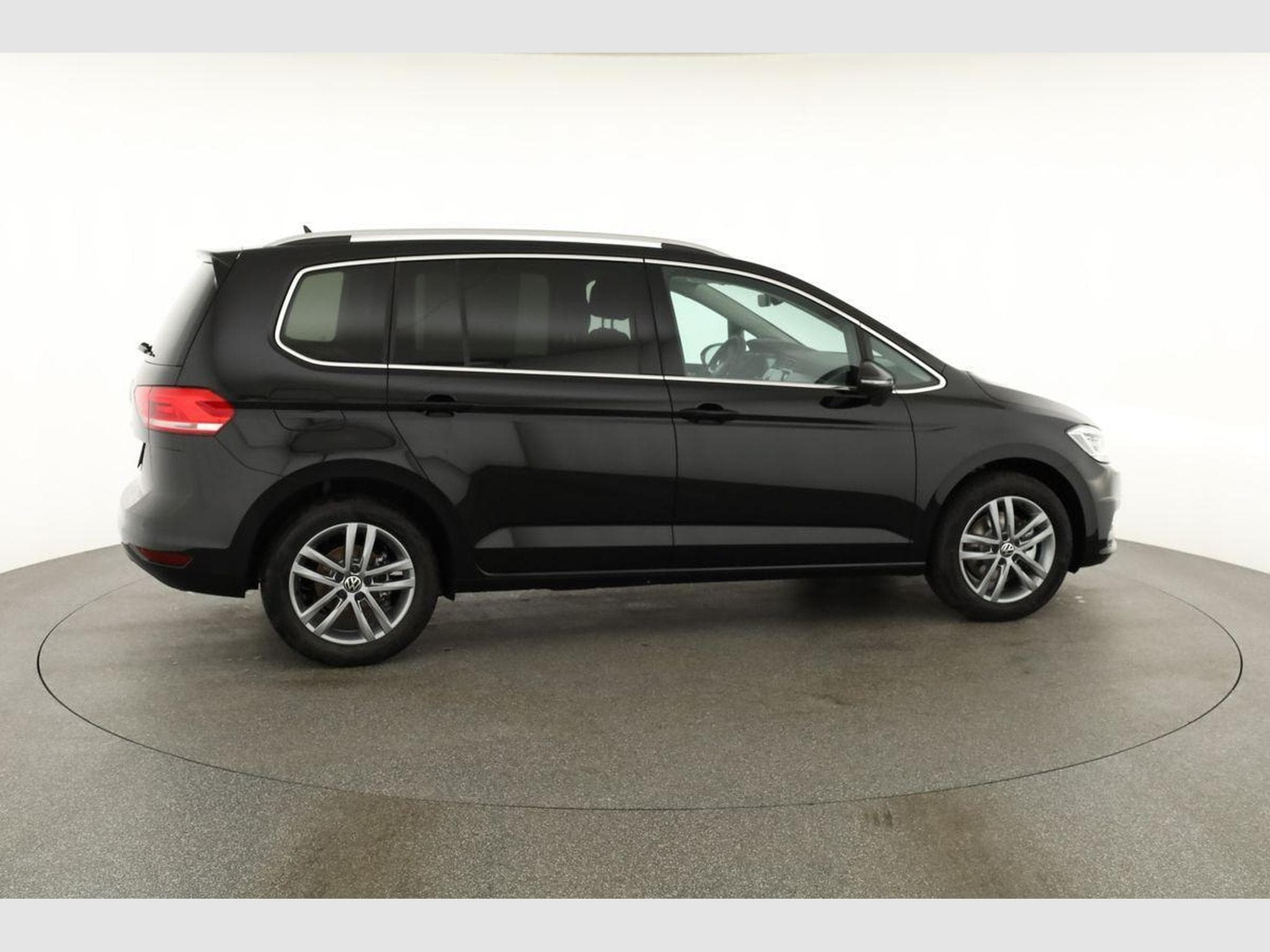 VW Touran Comfortline BMT/Start-Stopp (2026) - Photo 19