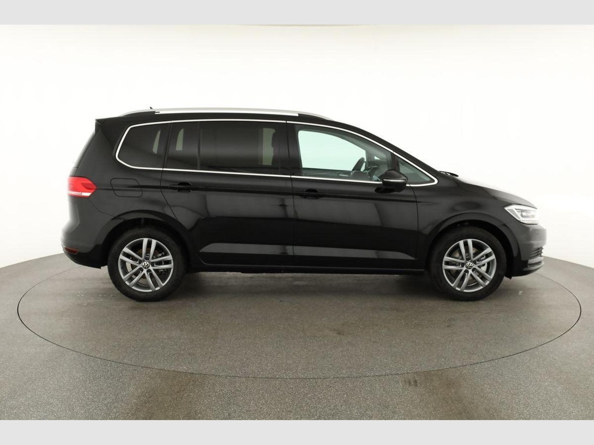 VW Touran Comfortline BMT/Start-Stopp (2026) - Photo 20