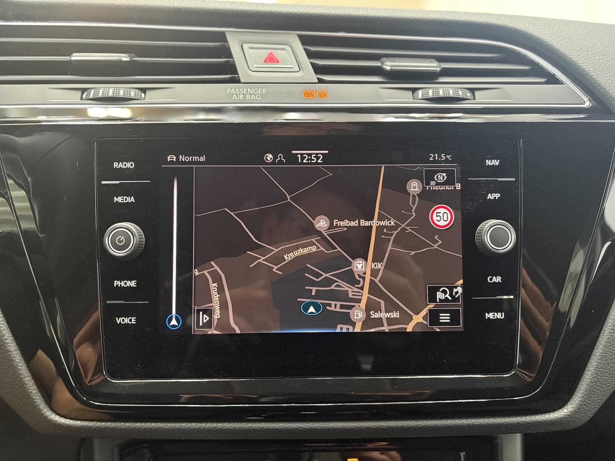 VW Touran R-LINE (2026) - Photo 23