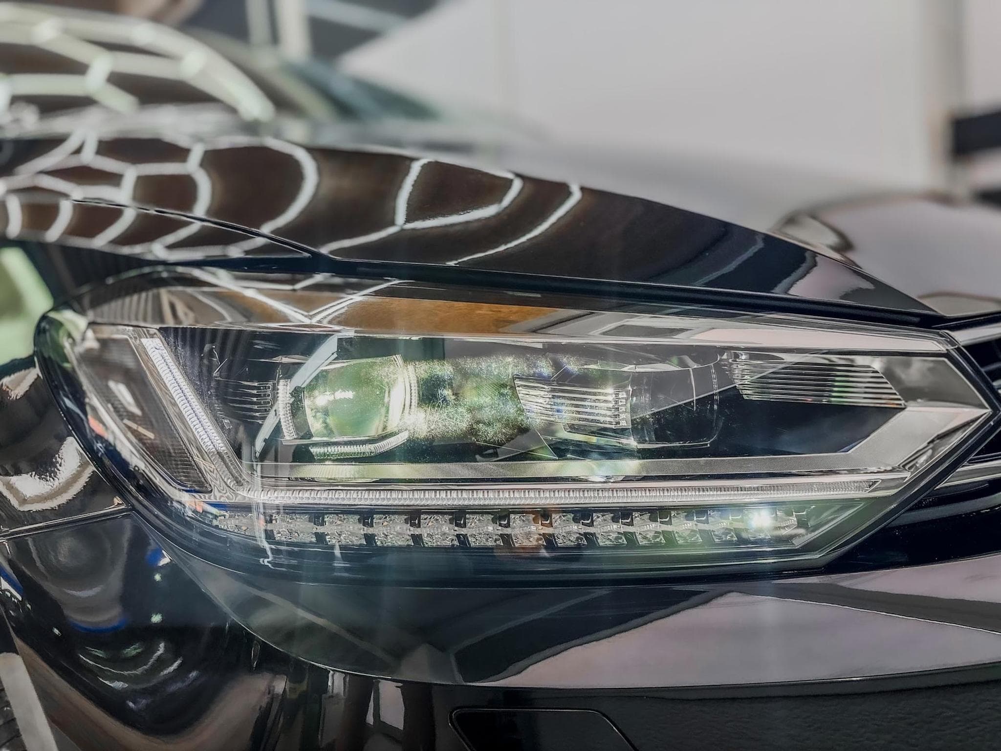 VW Touran R-LINE (2026) - Photo 8