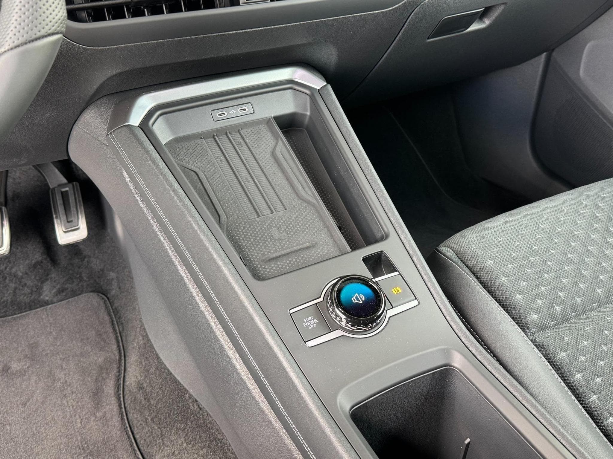 VW T-Roc T-Roc (2026) - Photo 13