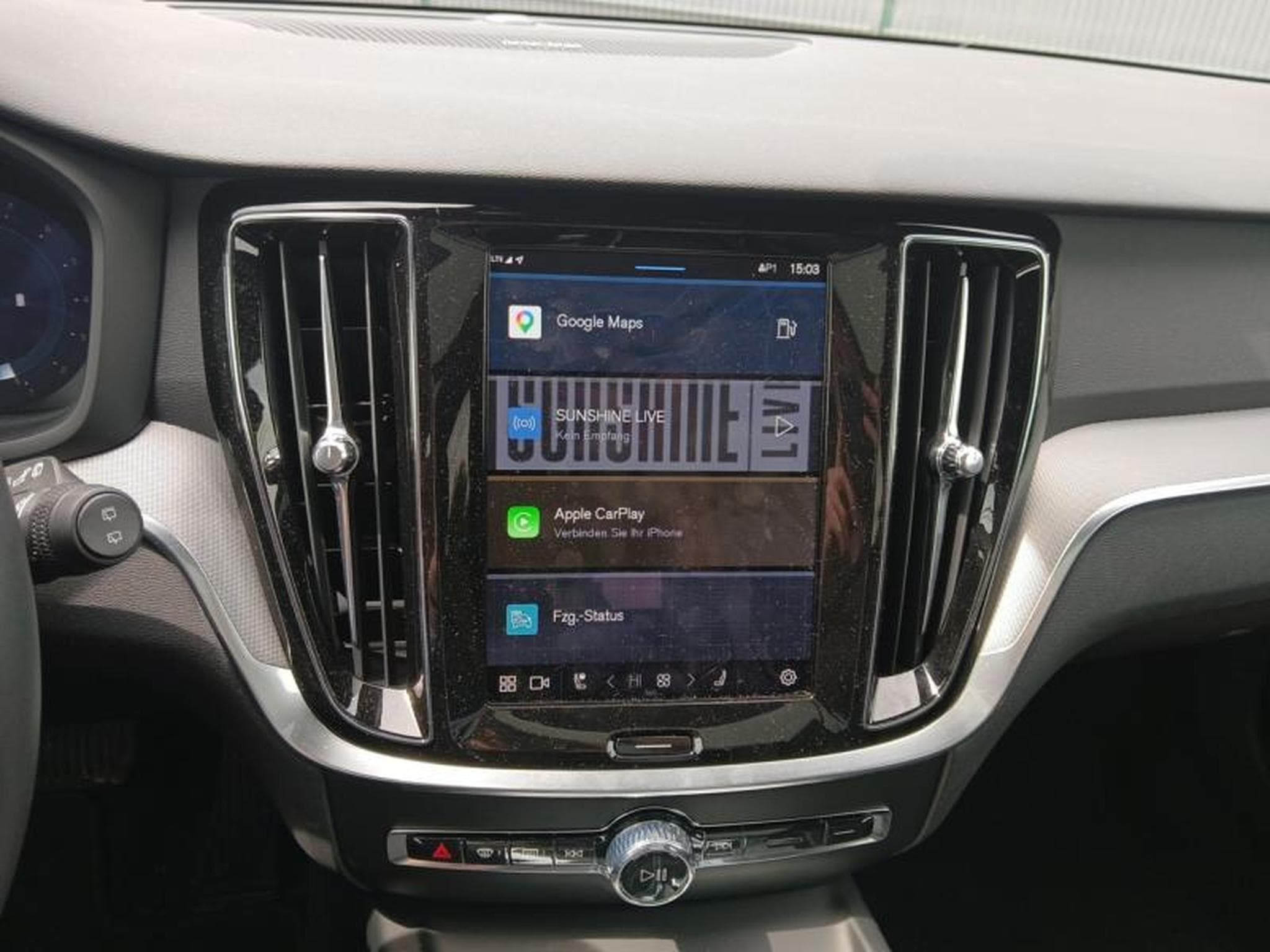Volvo V60 B4 Plus Dark / Essence (2025) - Photo 16