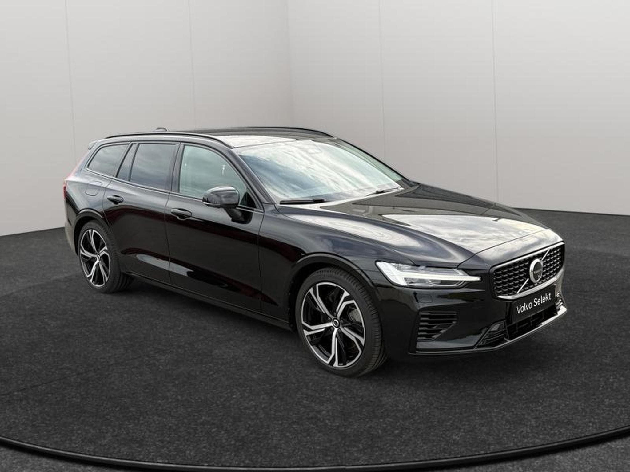 Volvo V60 T6 AWD Plus Dark / Hybride (2024) - Photo 7