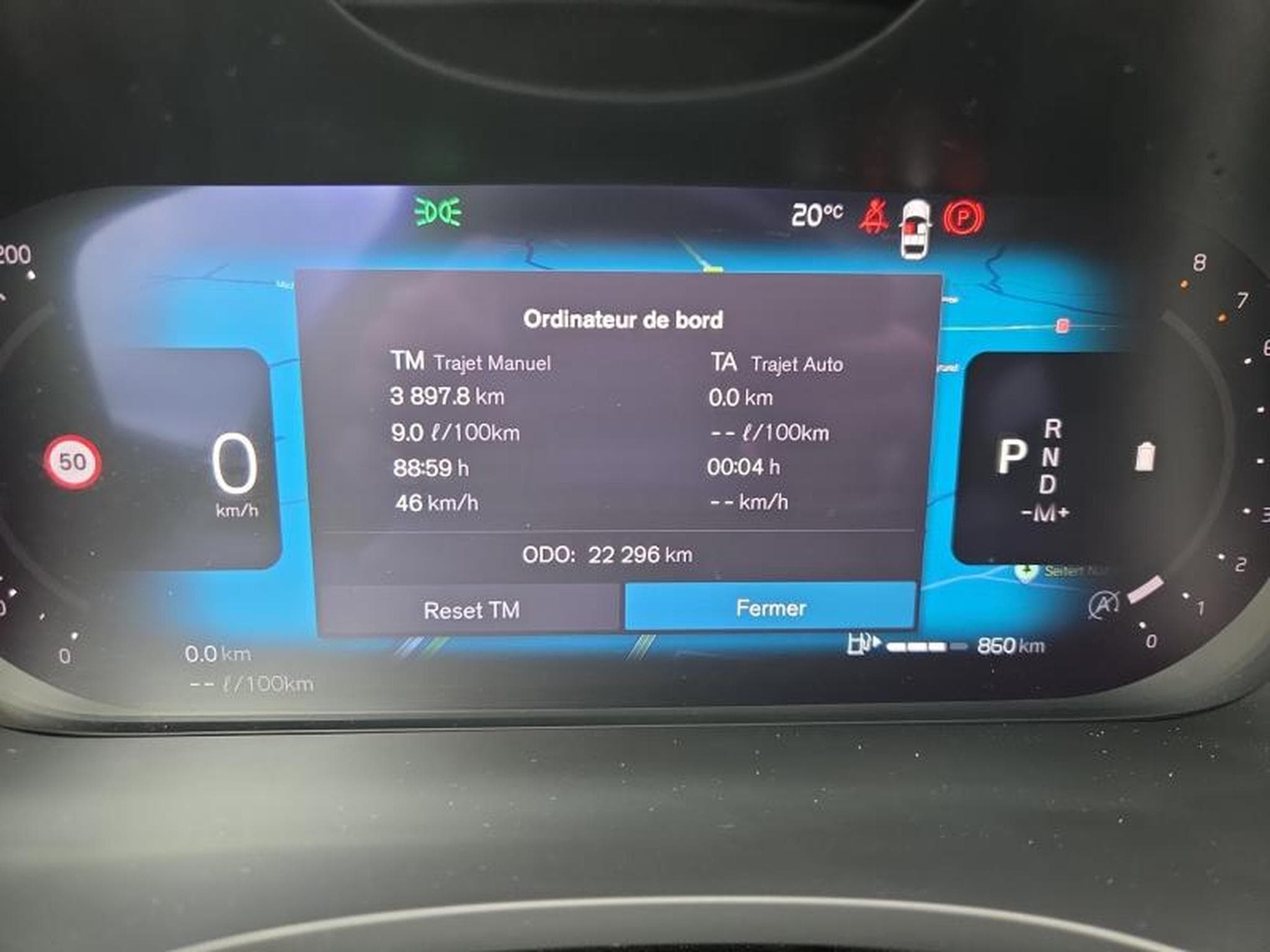 Volvo XC60 B4 Plus Dark / Essence (2024) - Photo 18