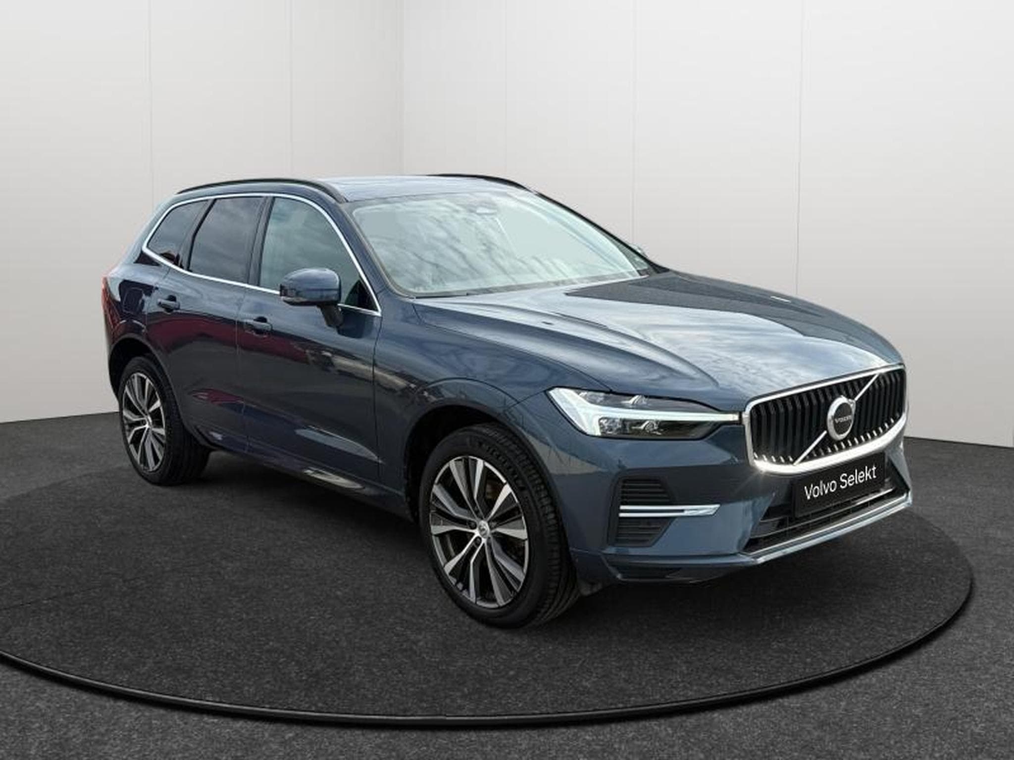 Volvo XC60 B4 Core / Essence (2022) - Photo 7